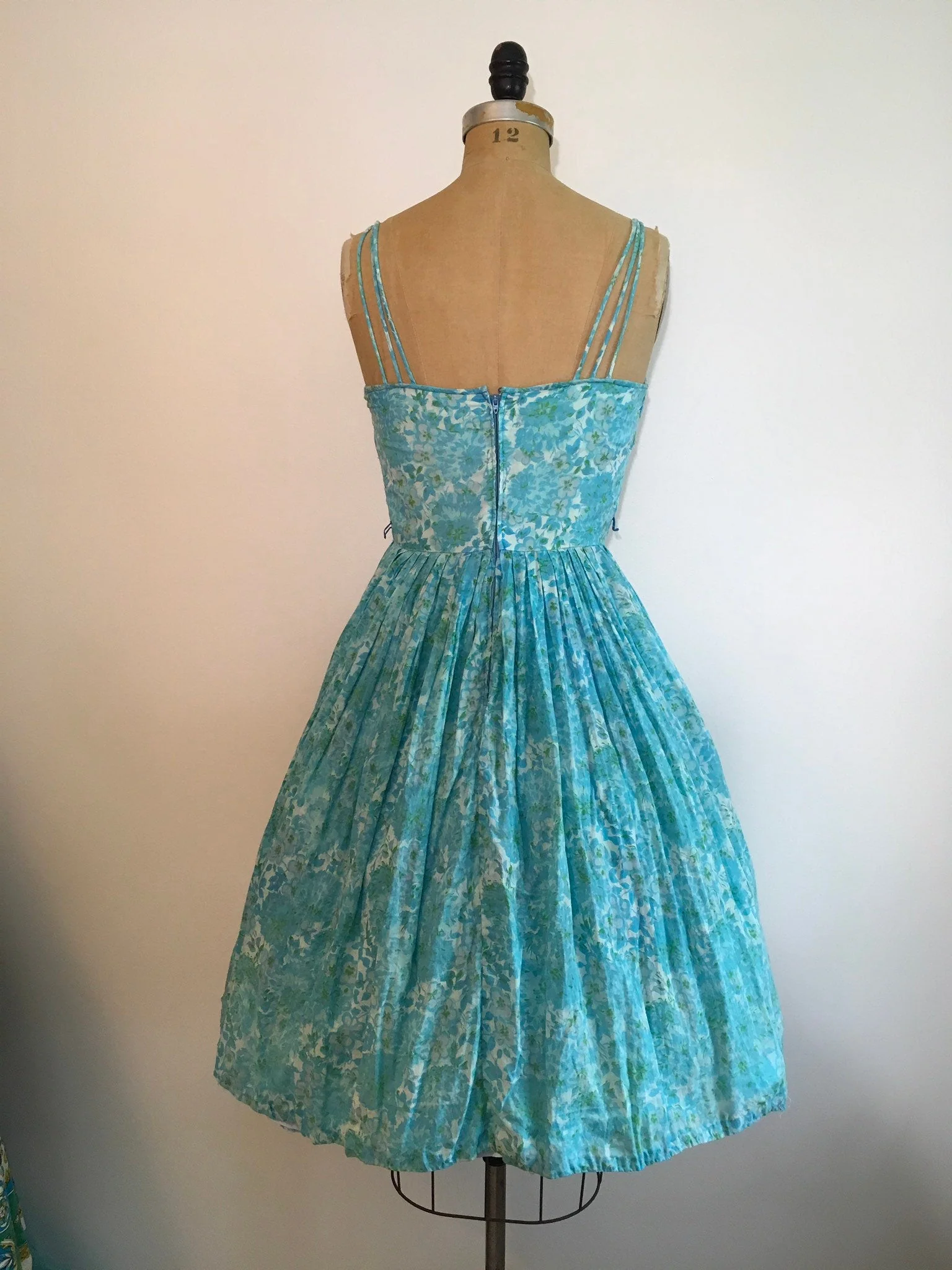50's Sweetheart Neckline Blue Floral Sundress by Alix of Miami - Image 2