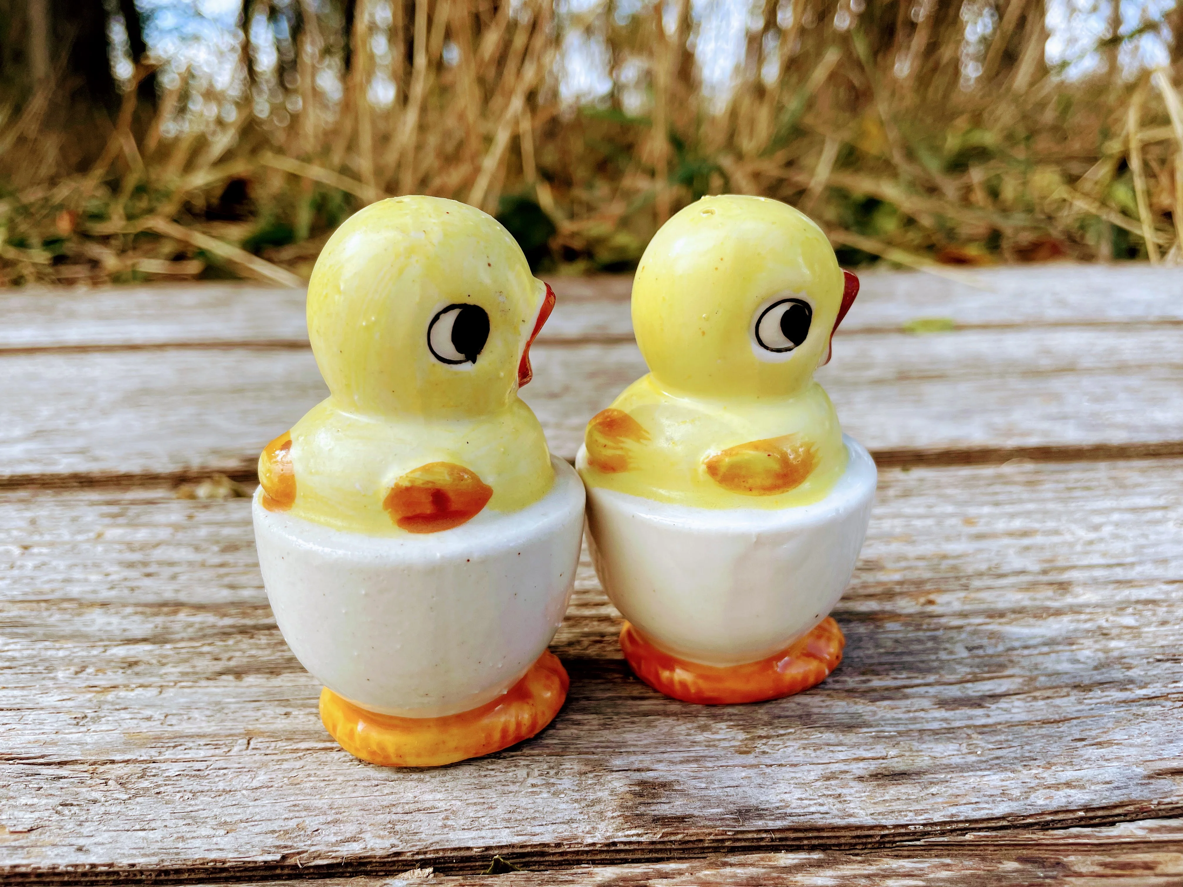 50s Vintage Salt And Pepper Shakers Chicks In An Egg - Image 3