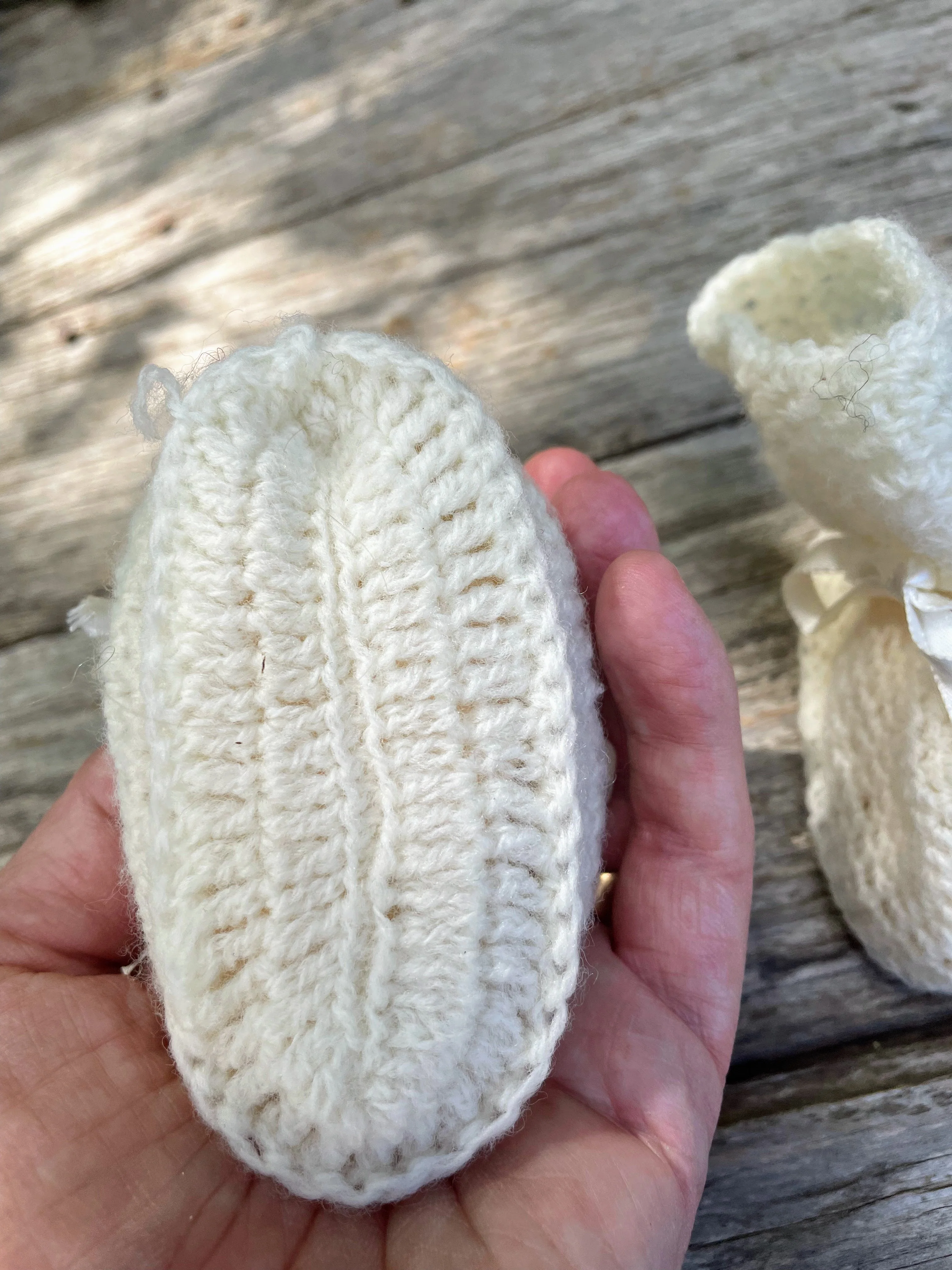 50s Wool Knitted Baby Infant Bootie Shoes Original Box - Image 3