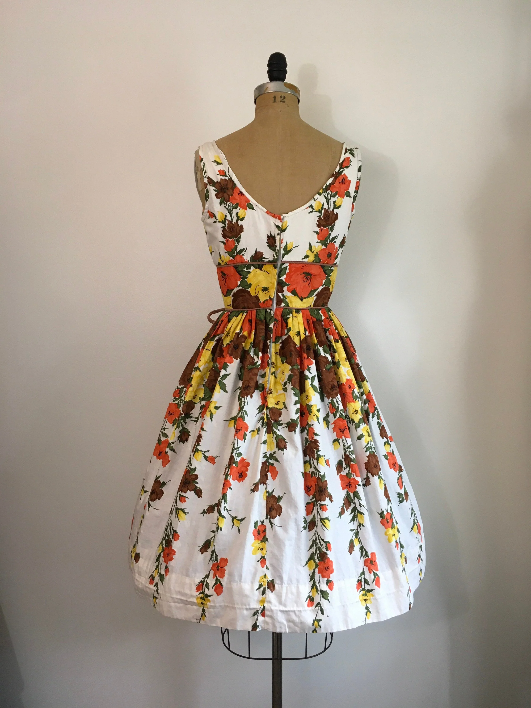 50's Yellow and Orange Border Print Floral Novelty Dress - Image 2