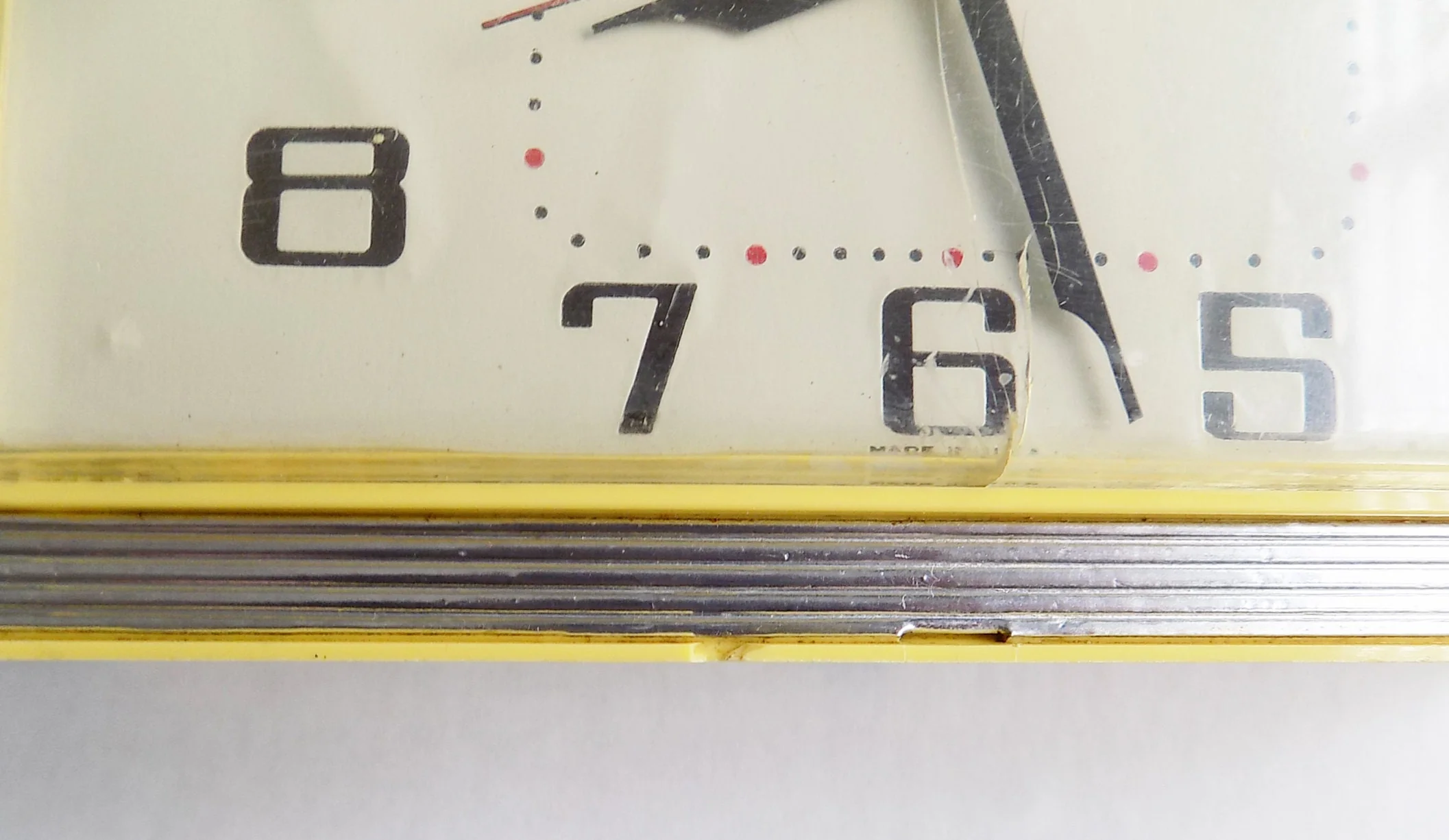 50s Yellow Telechron Electric Clock Wall Or Counter Top Clock Silver Trim Works Atomic 50s by Telechron - Image 5