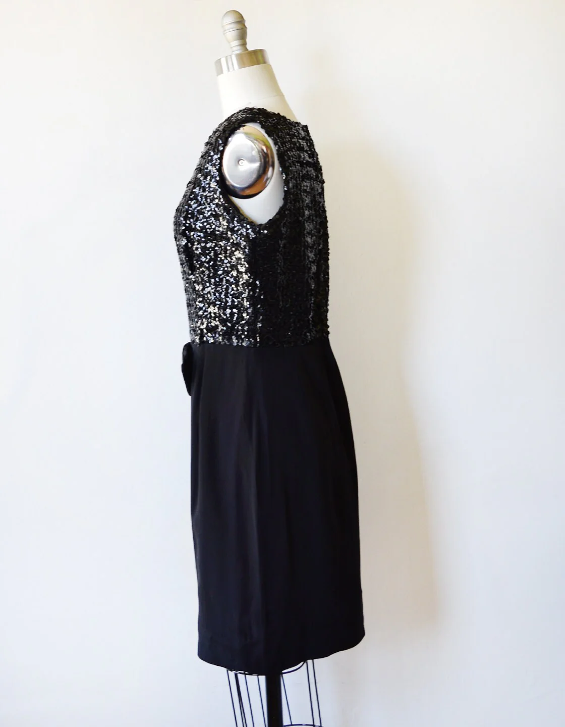 60 Black Sequin Dress Vintage 60s Cocktail Party Dress with Bow, Mid Century Little Black Dress, Small by Kabro of Houston - Image 4