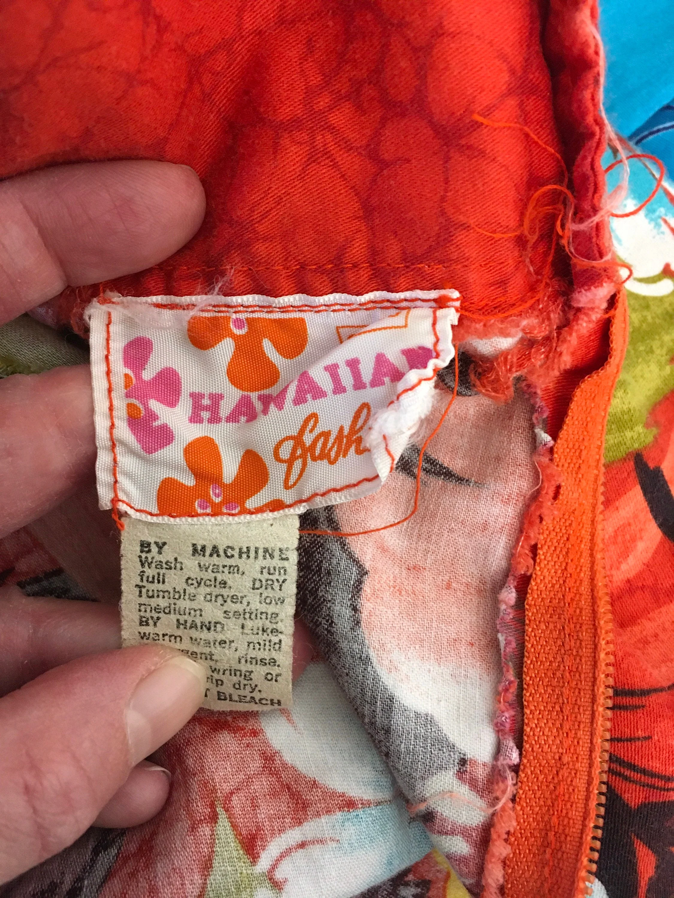 60’s Hibiscus Floral Print Shift Dress by Sears Hawaiian Fashions - Image 7