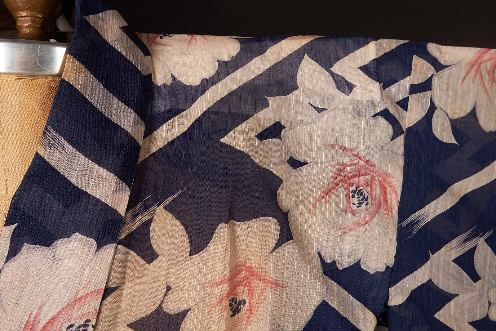 60s Sheer Summer Floral Robe - Image 3