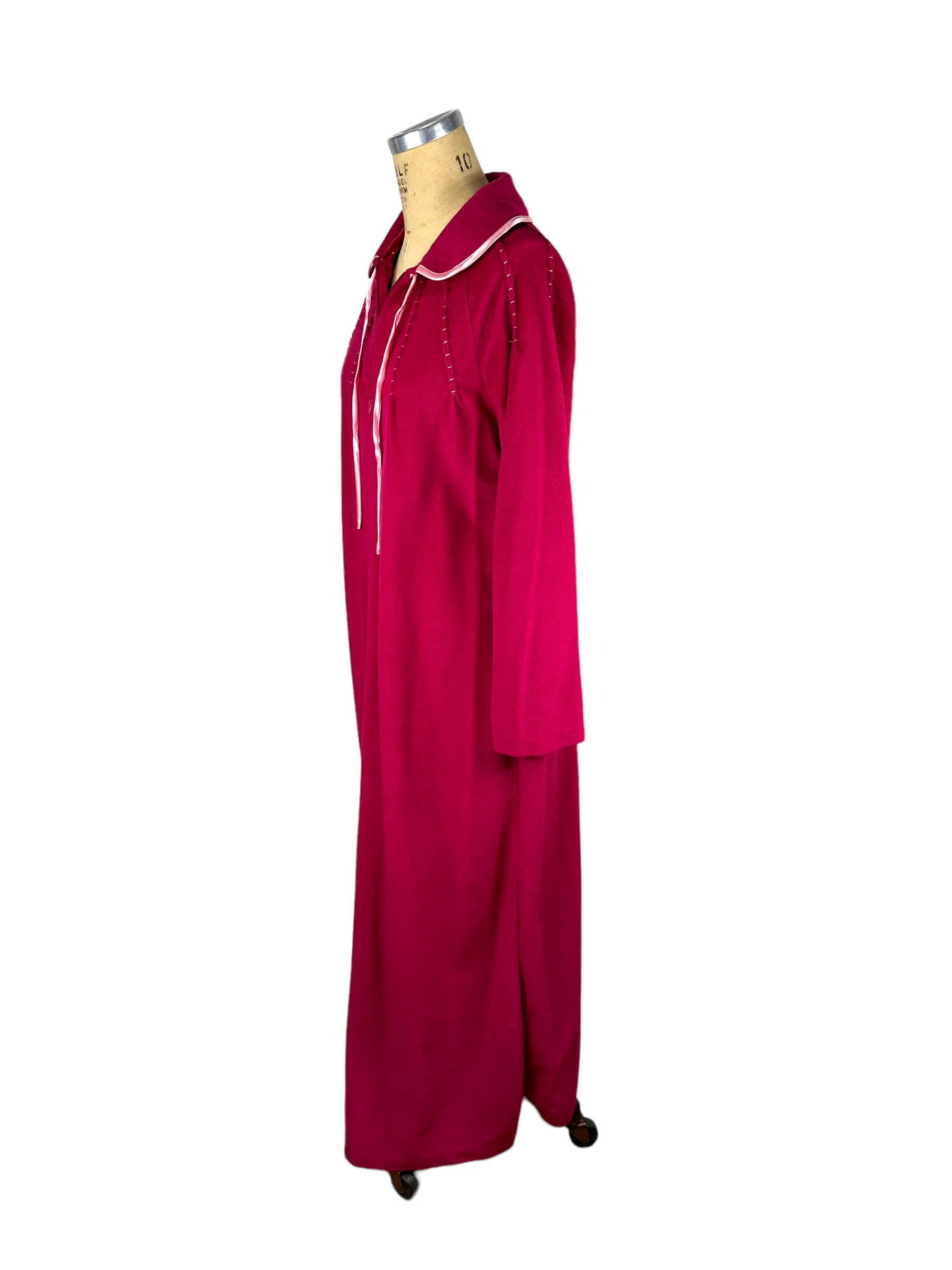 60s 60s Velour Robe In With Zipper And Pockets - Image 3