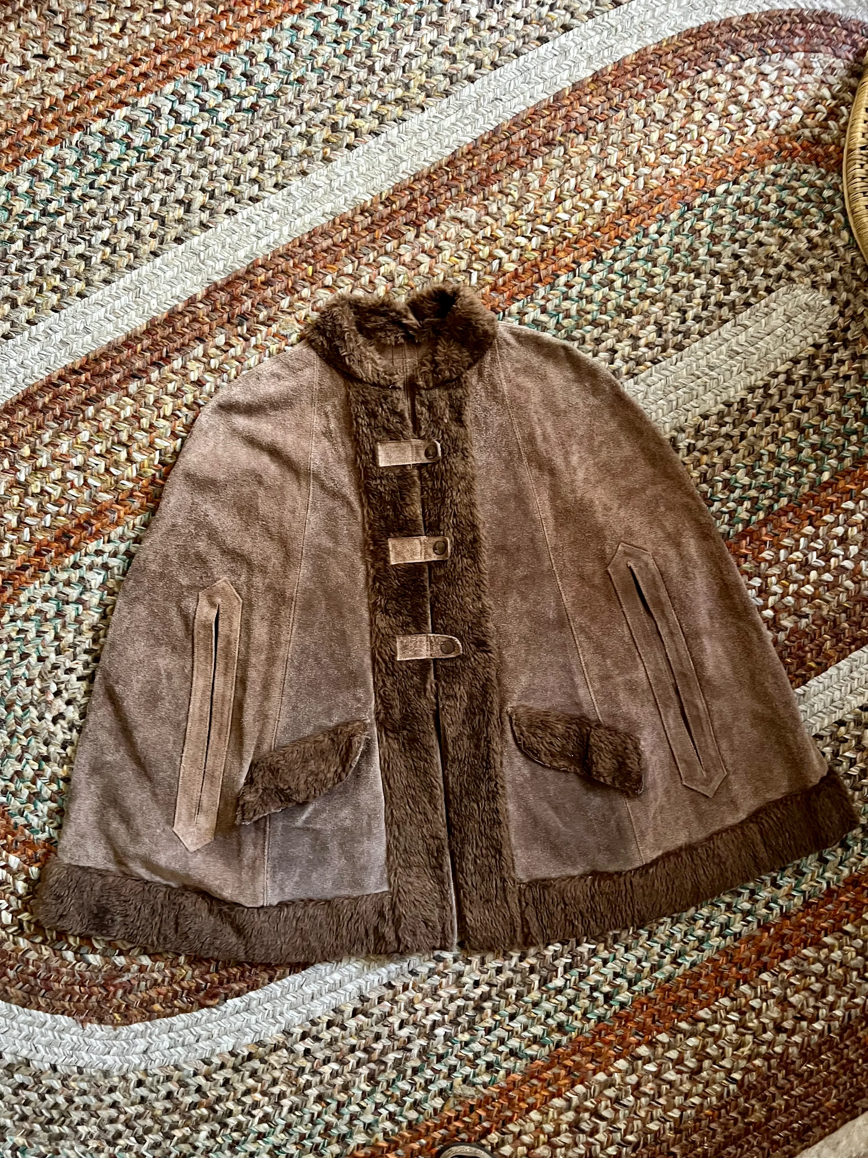60s/70s Amazing Suede Faux Fur Poncho Size osfm - Image 6