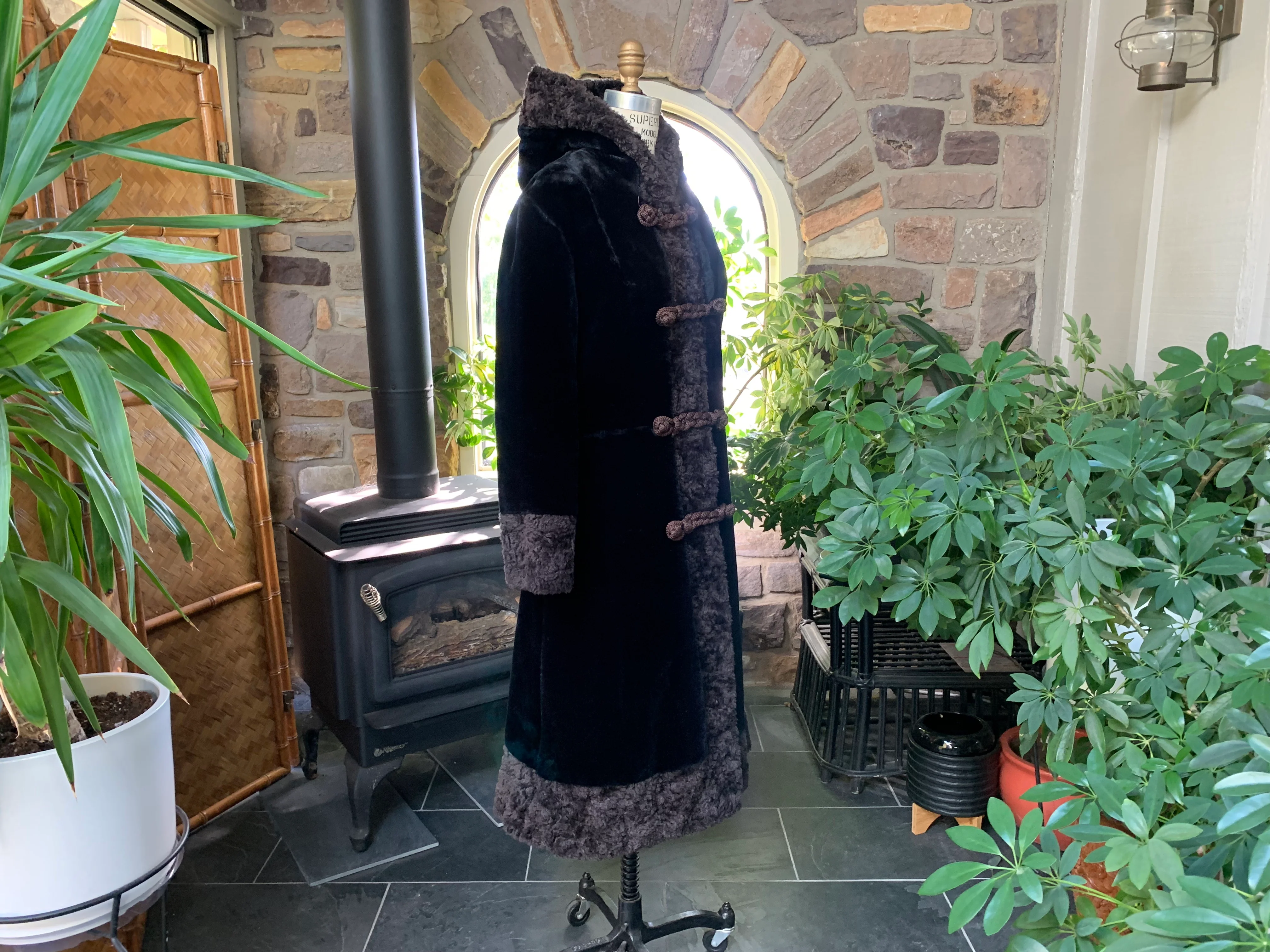 60s/70s Black Brown Faux Fur Hood Midi Coat Frog Closures By Borg Fabric - Image 9