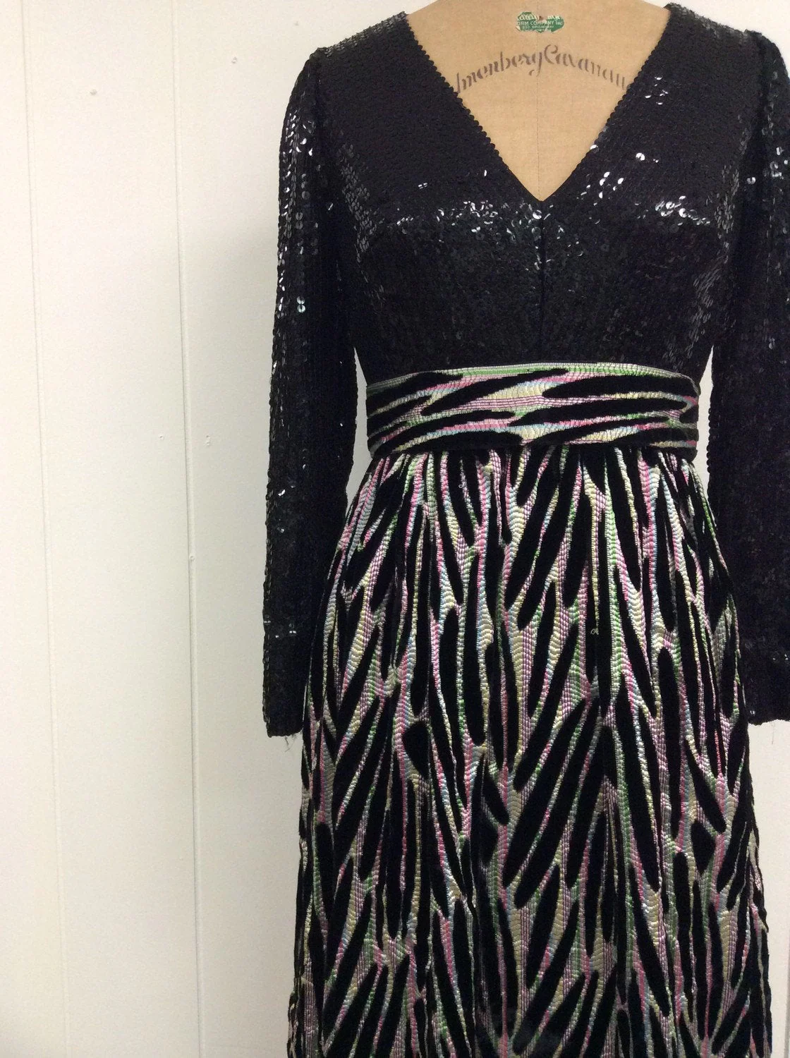 60's/70's Black Sequin Gown with Metallic Print Skirt by Cardinal - Image 4