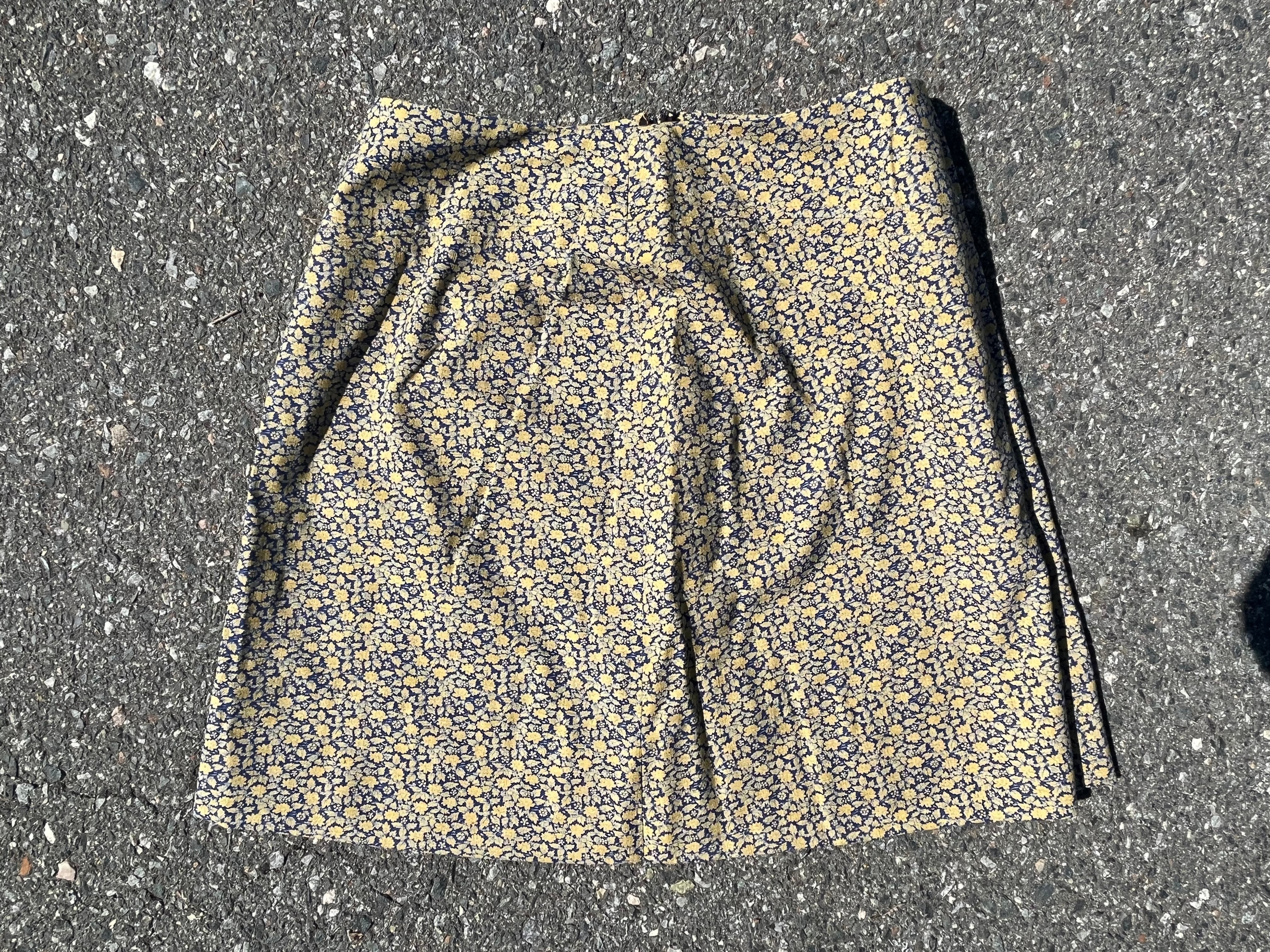 60s/70s Blue And Yellow Floral Mini Skirt - Image 9