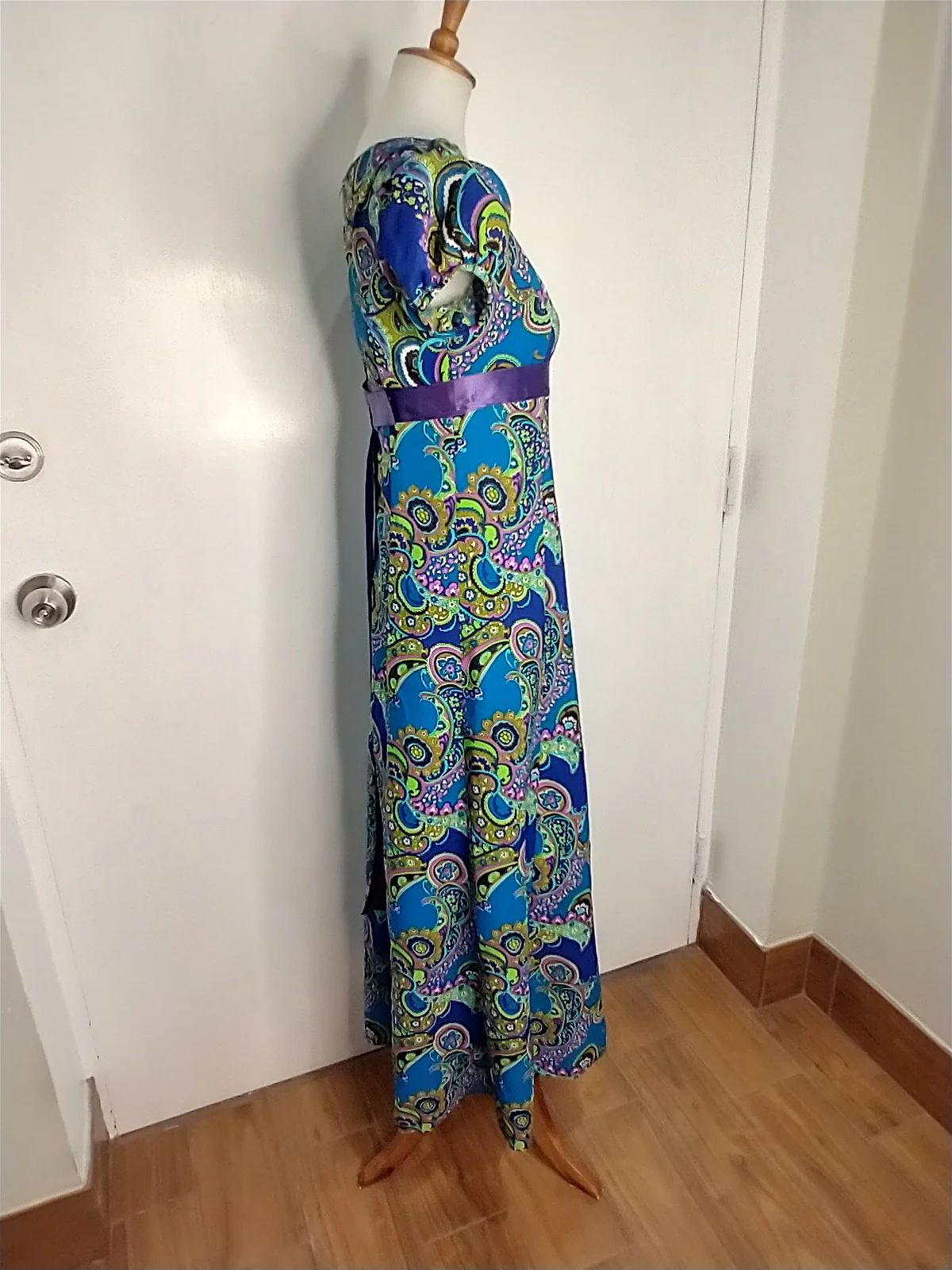 60s/70s Bright Puff Sleeved Empire Maxi Dress By Unknown Source - Image 5