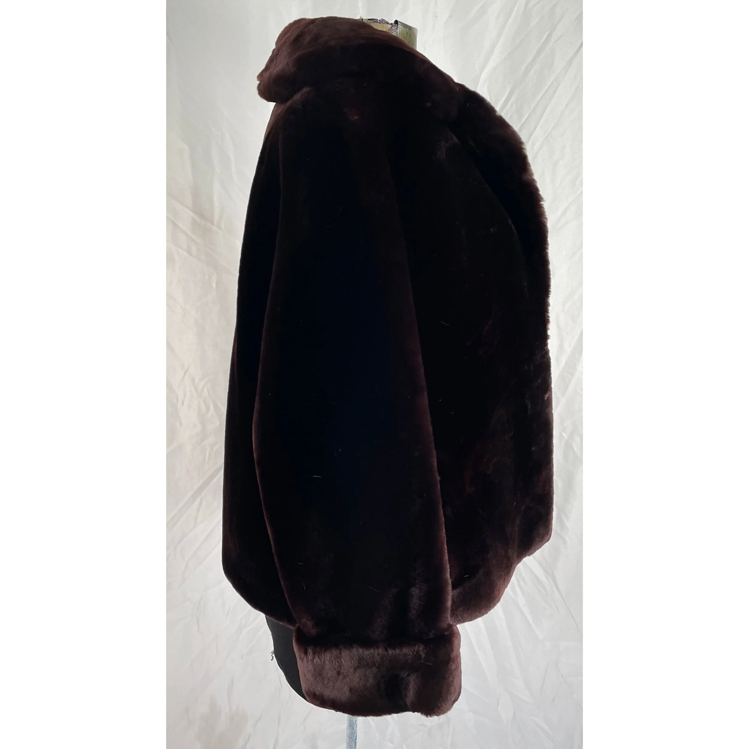 60s/70s Chocolate Brown Cropped Open Faux Fur Coat - Image 11