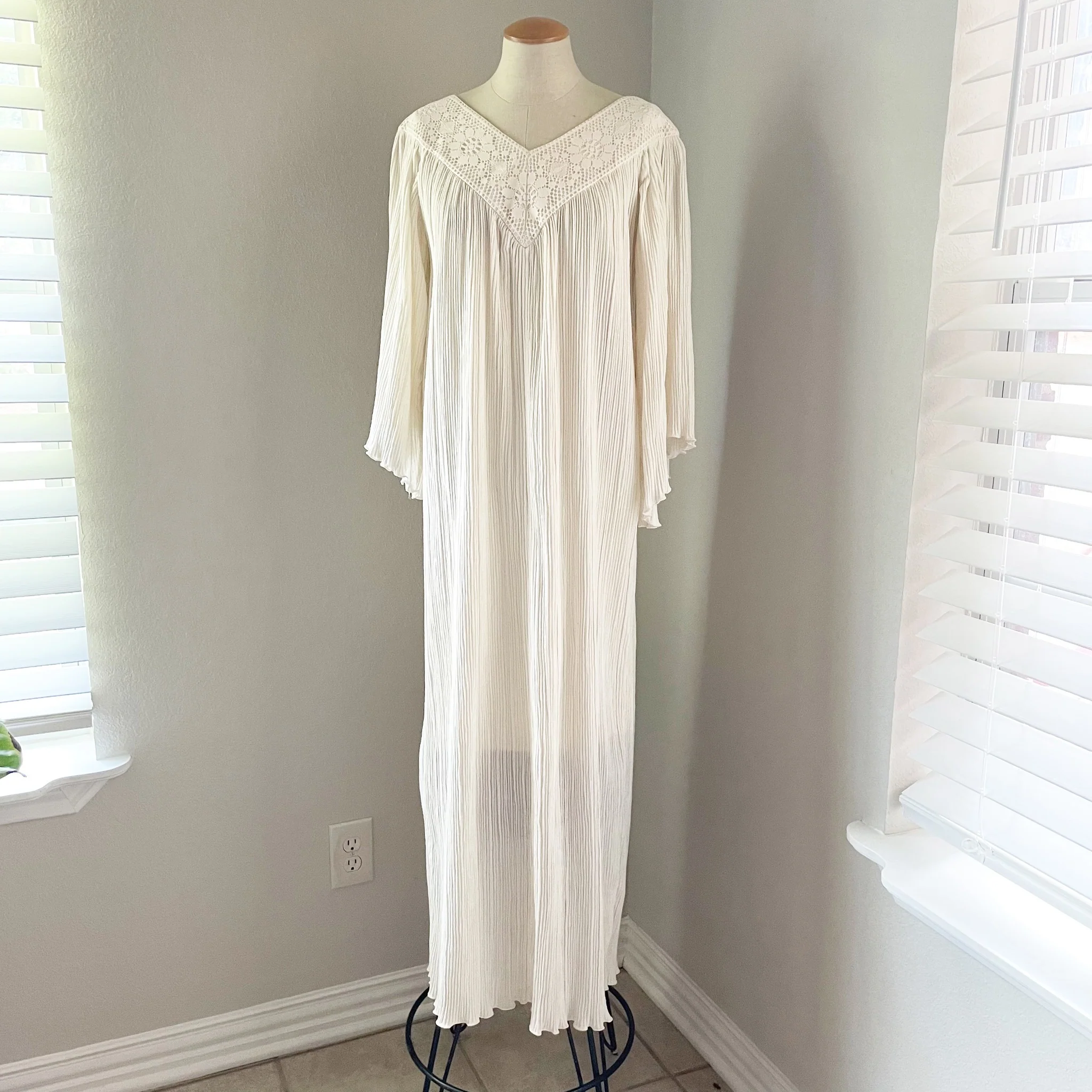 60s/70s Cool Maxi Dress Beach Wedding Style Festival Boho By Coco California - Image 3
