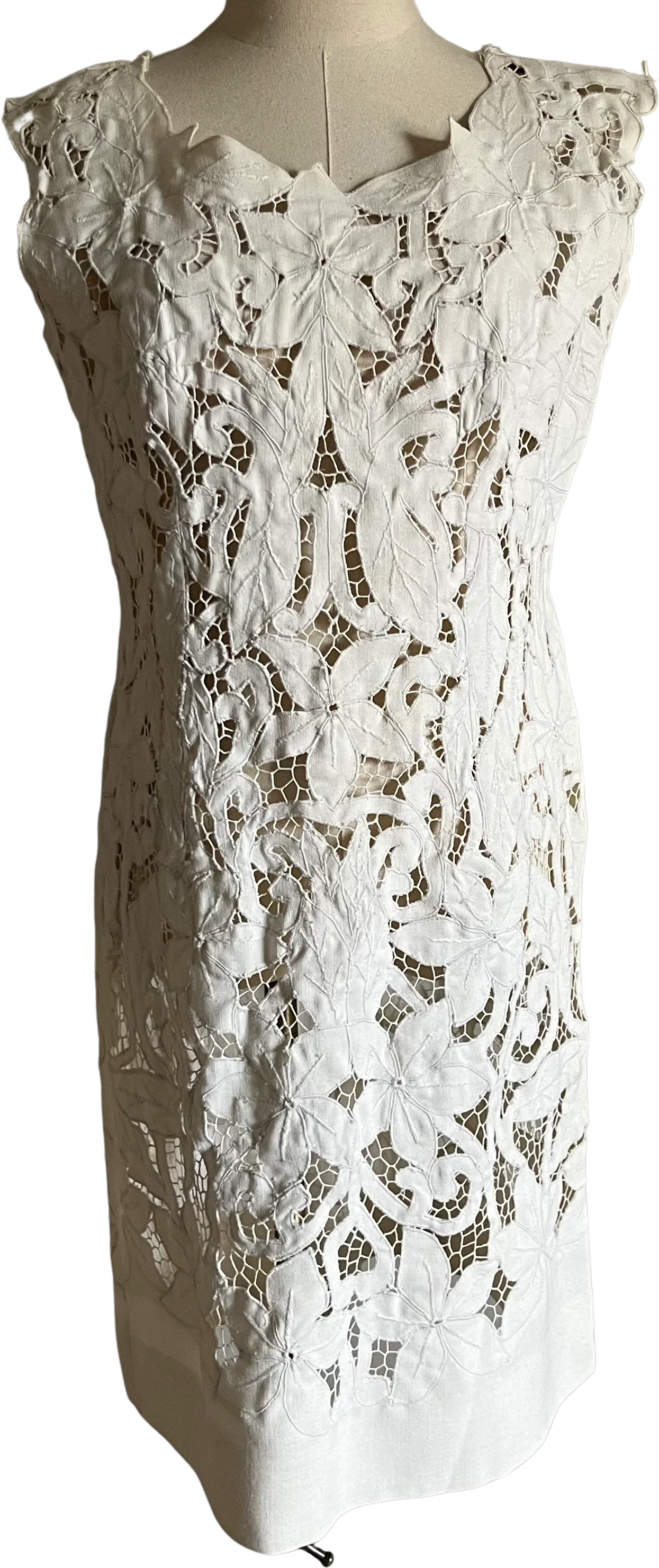 60s/70s Cream Floral Open Lace Appliqué Shift Dress - Image 4