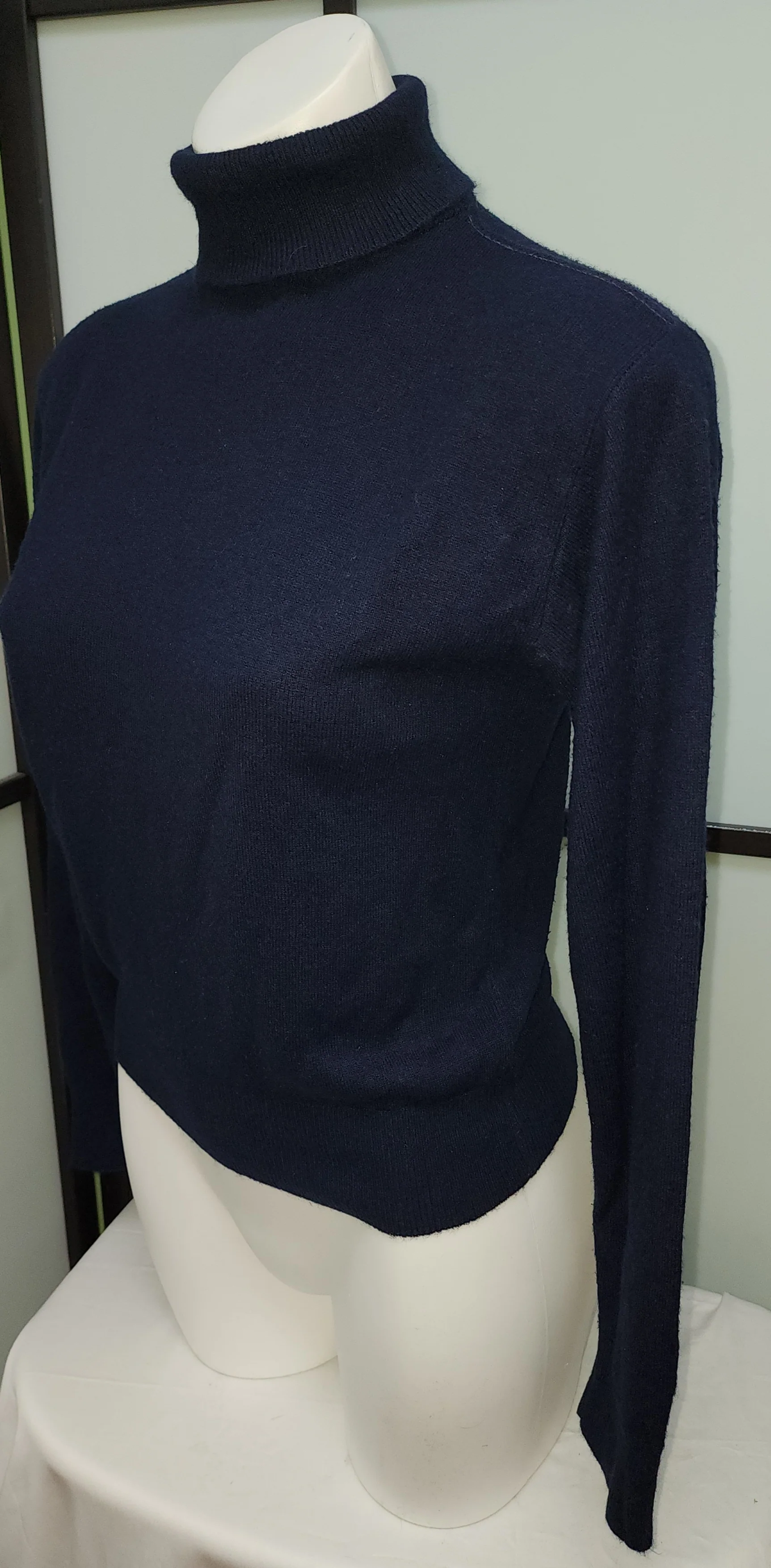 60s/70s Dark Navy Blue Acrylic Turtleneck Pullover Sweater - Image 6
