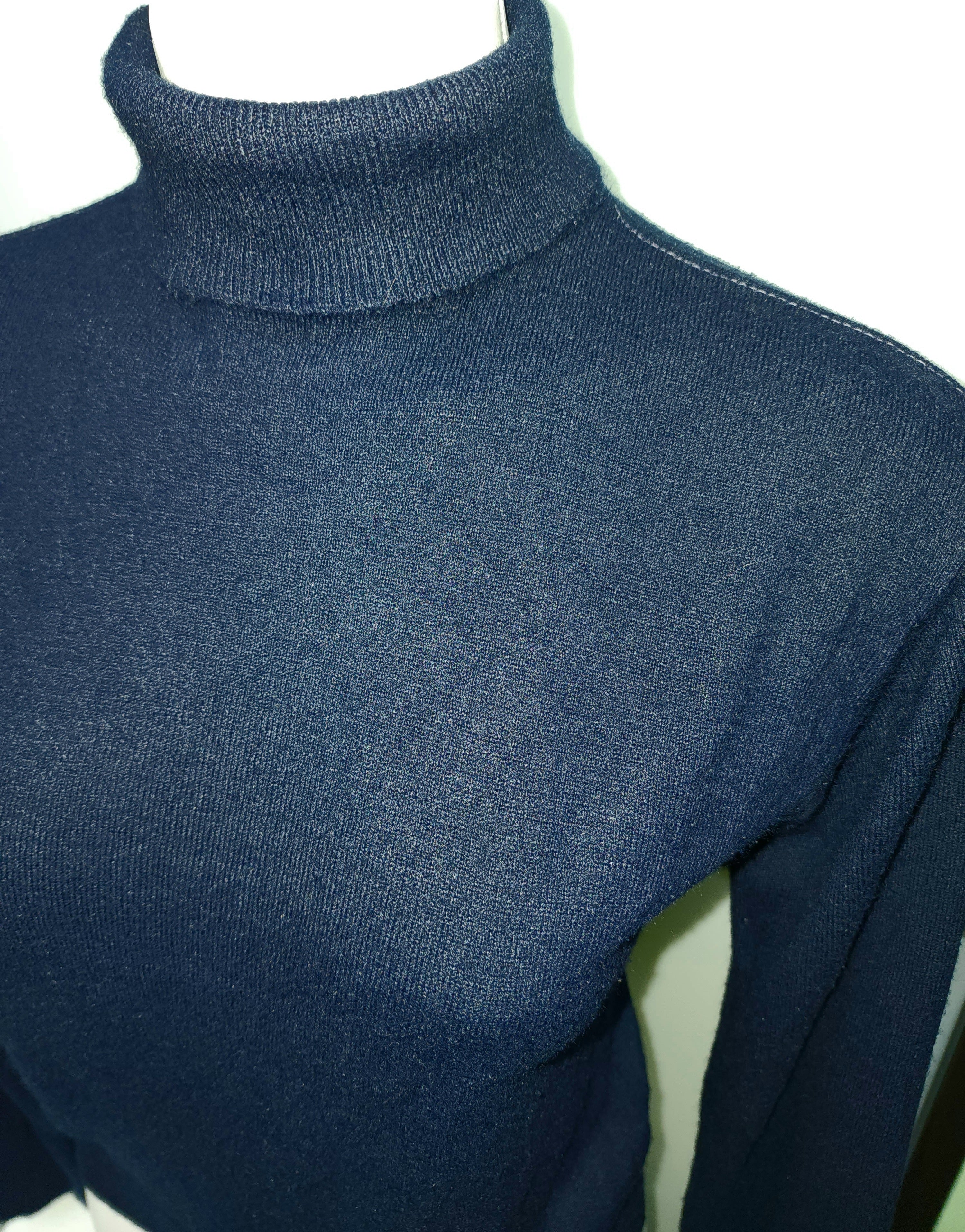 60s/70s Dark Navy Blue Acrylic Turtleneck Pullover Sweater - Image 8