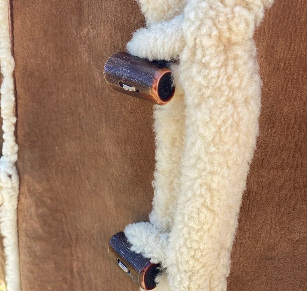 60s/70s Deerskin Leather Sherpa Lined Vest Antler Buttons - Image 4
