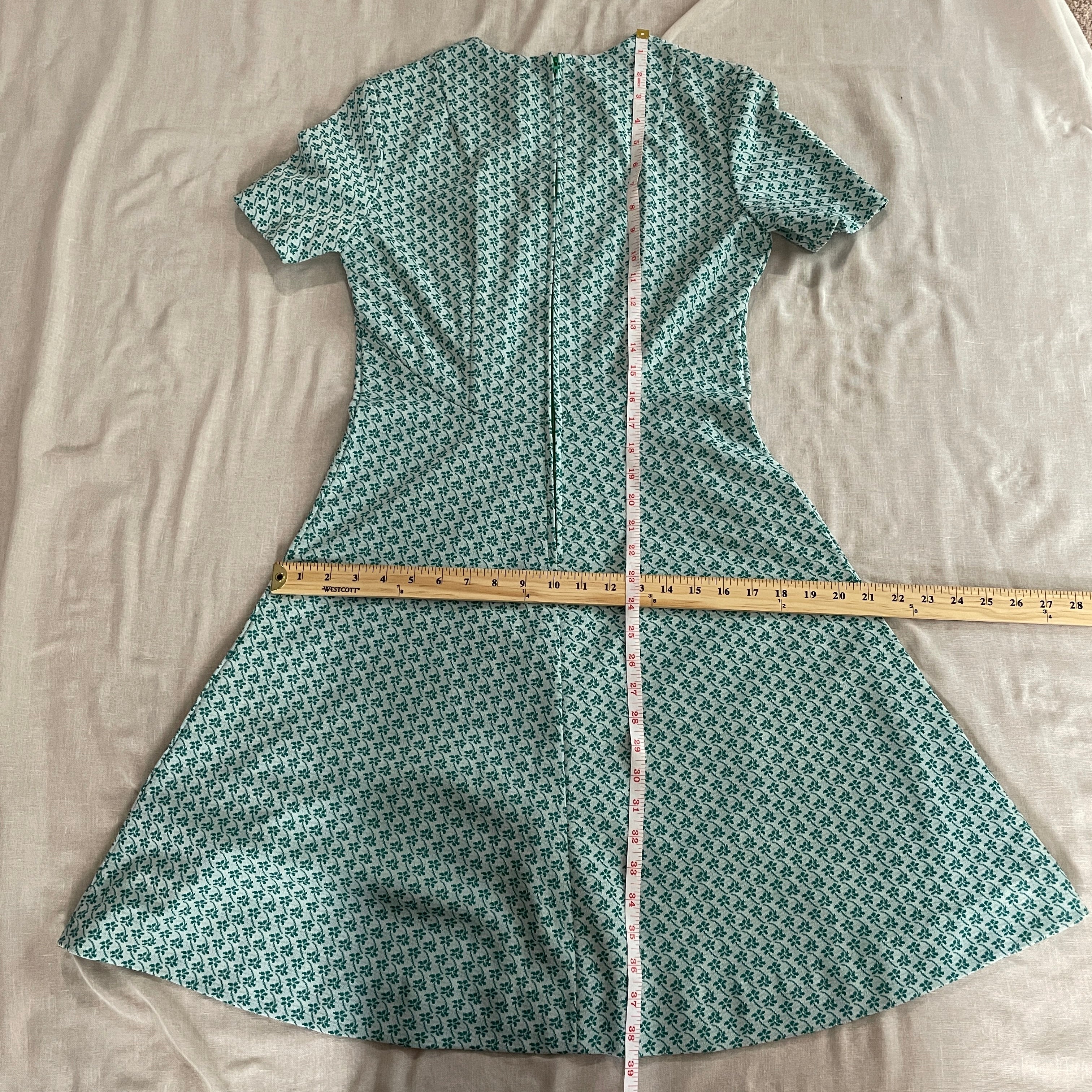 60s/70s Dress Small Green White Floral A-line Circle Mod - Image 12