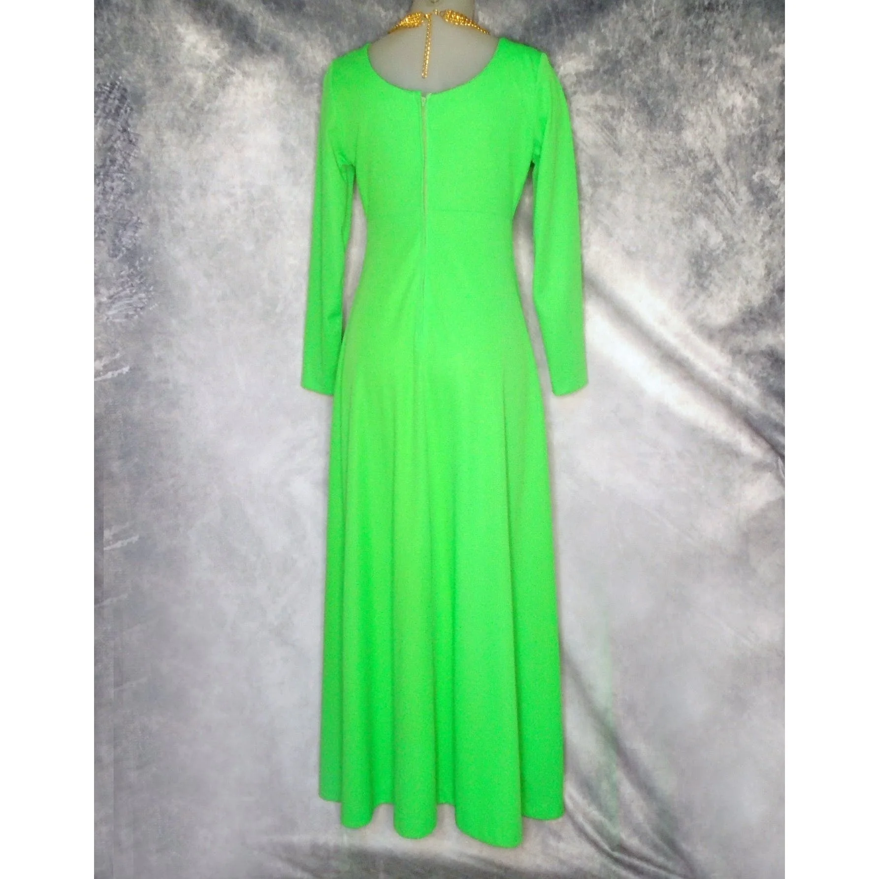 60s/70s Empire Gown Holiday Green Regencycore - Image 2