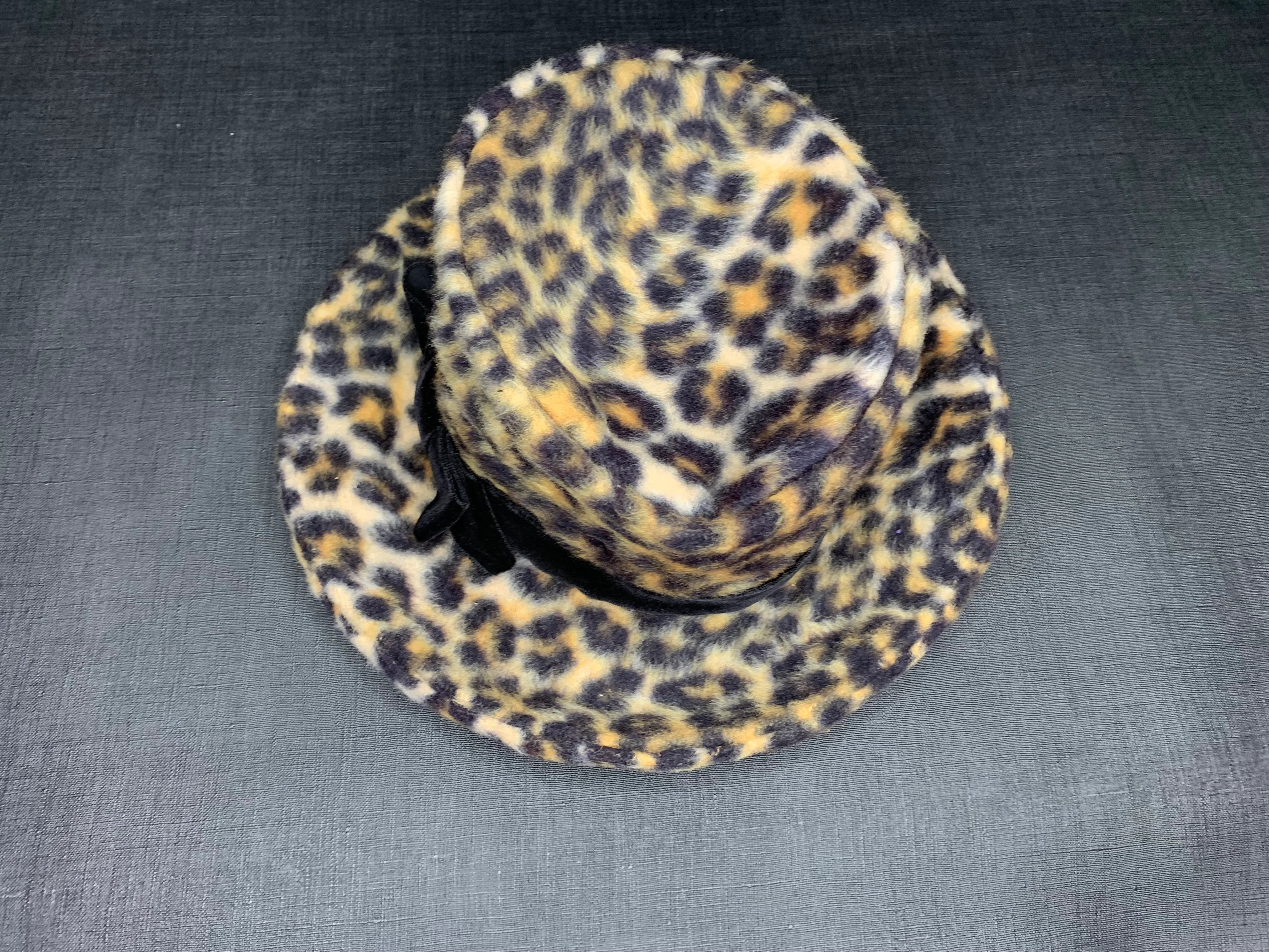 60s/70s Faux Fur Leopard Print Wide Brim Hat Velvet Bow - Image 9