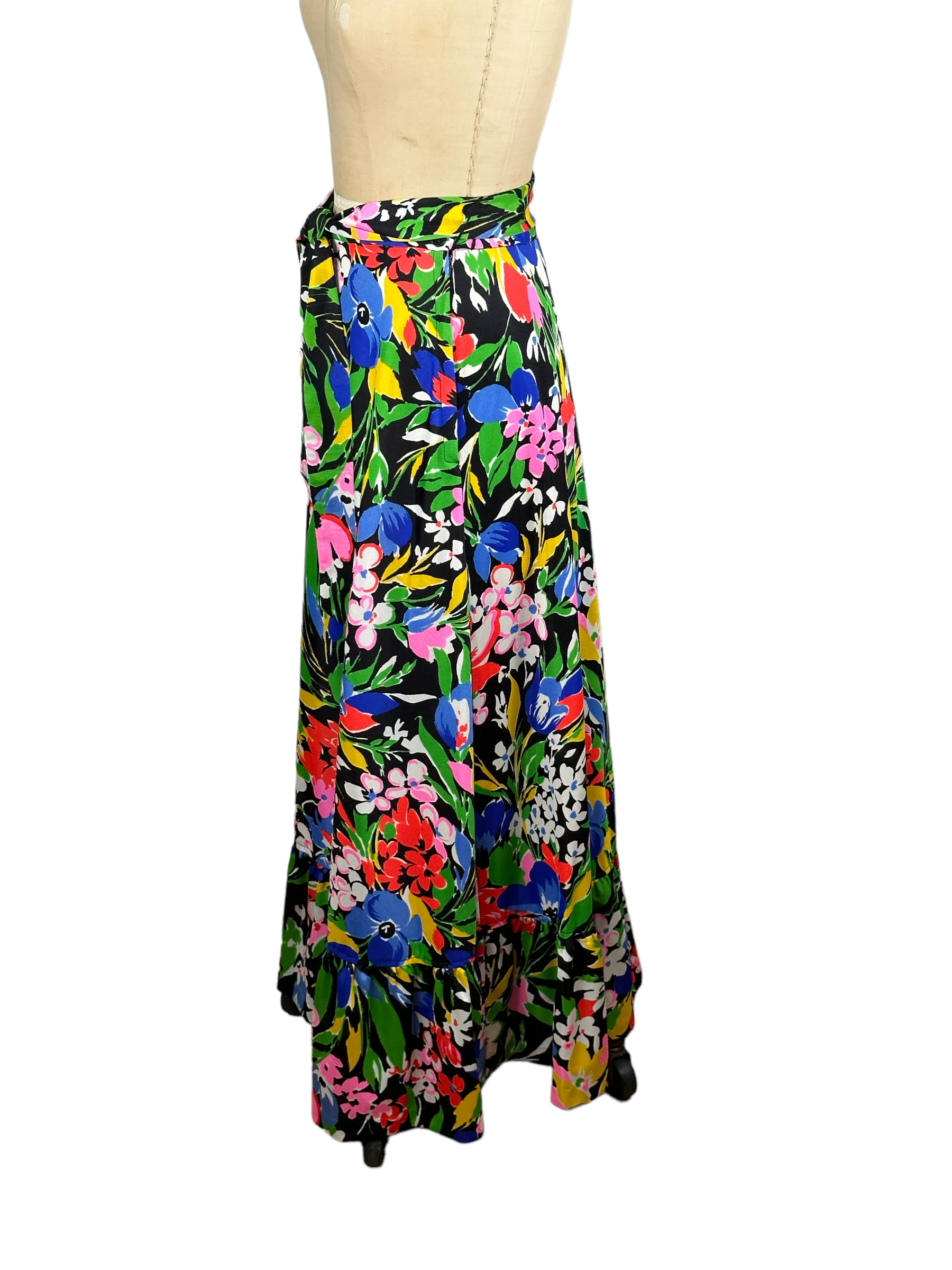 60s/70s Floral Maxi Peasant Skirt With Ruffled Hem By Century of Boston - Image 4