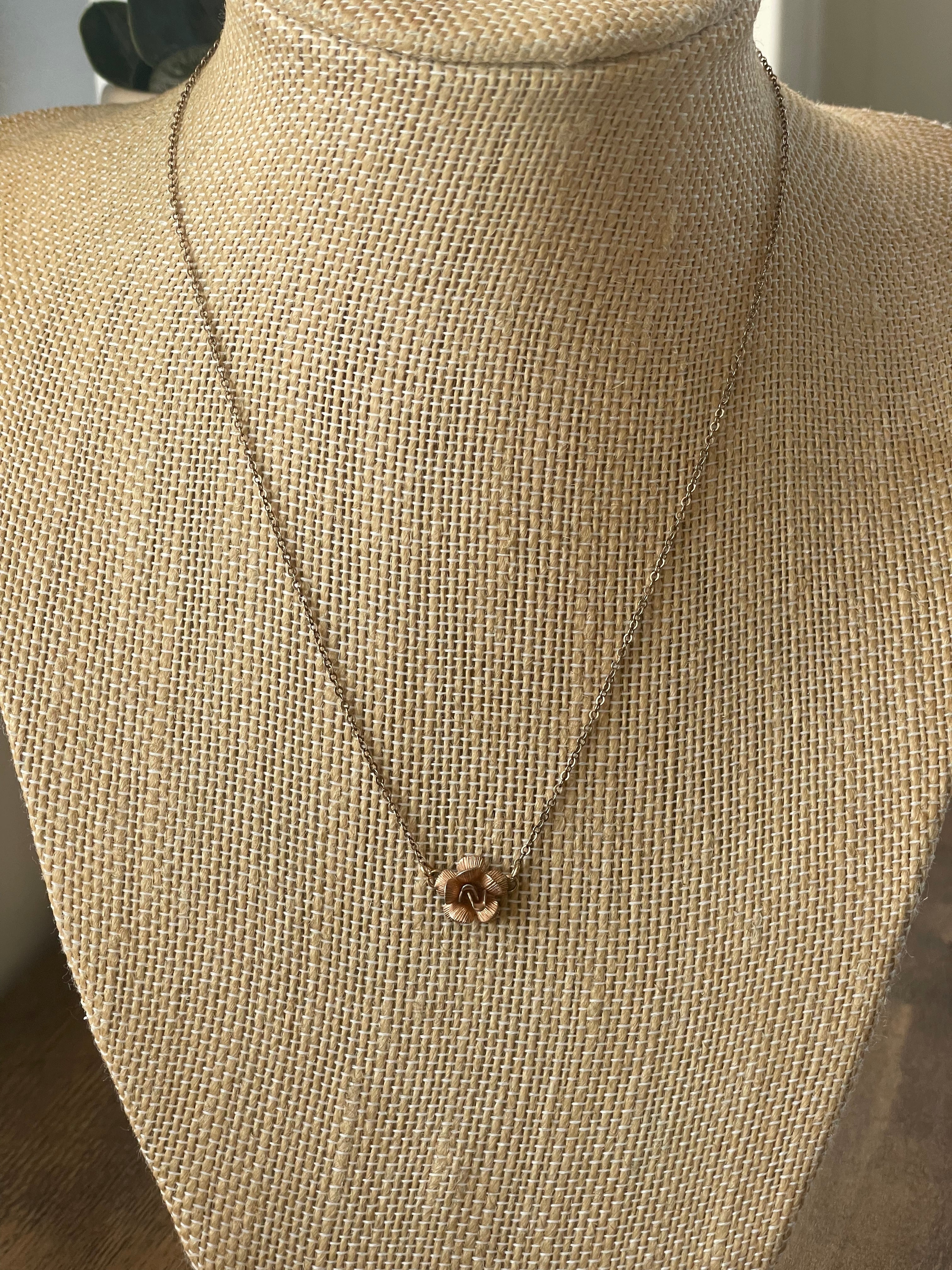 60s/70s Gold Filled Necklace With Rose Center Pendant By Krementz - Image 3
