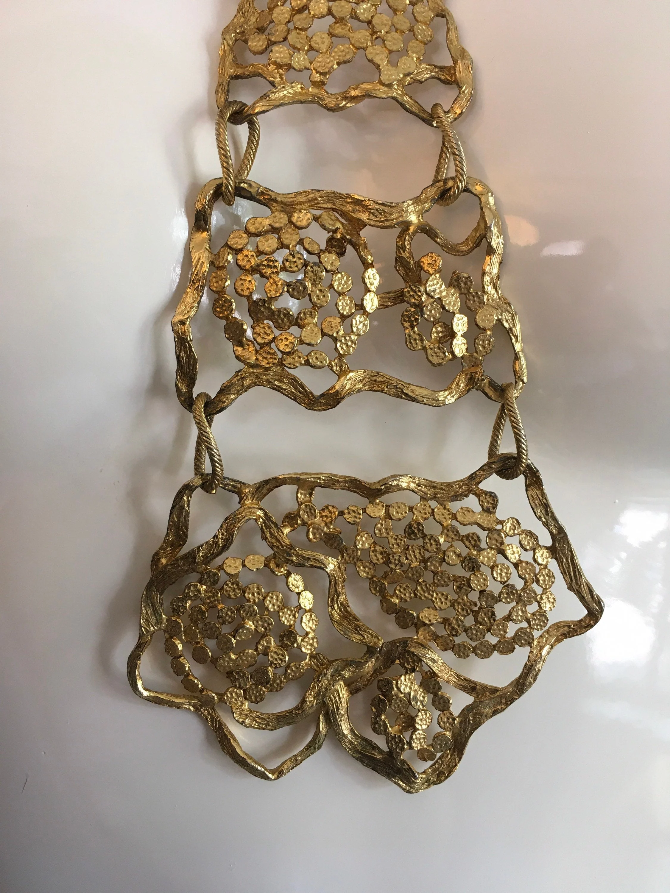 60's/70's Gold Neck Tie Modernist Brutalist Necklace - Image 4