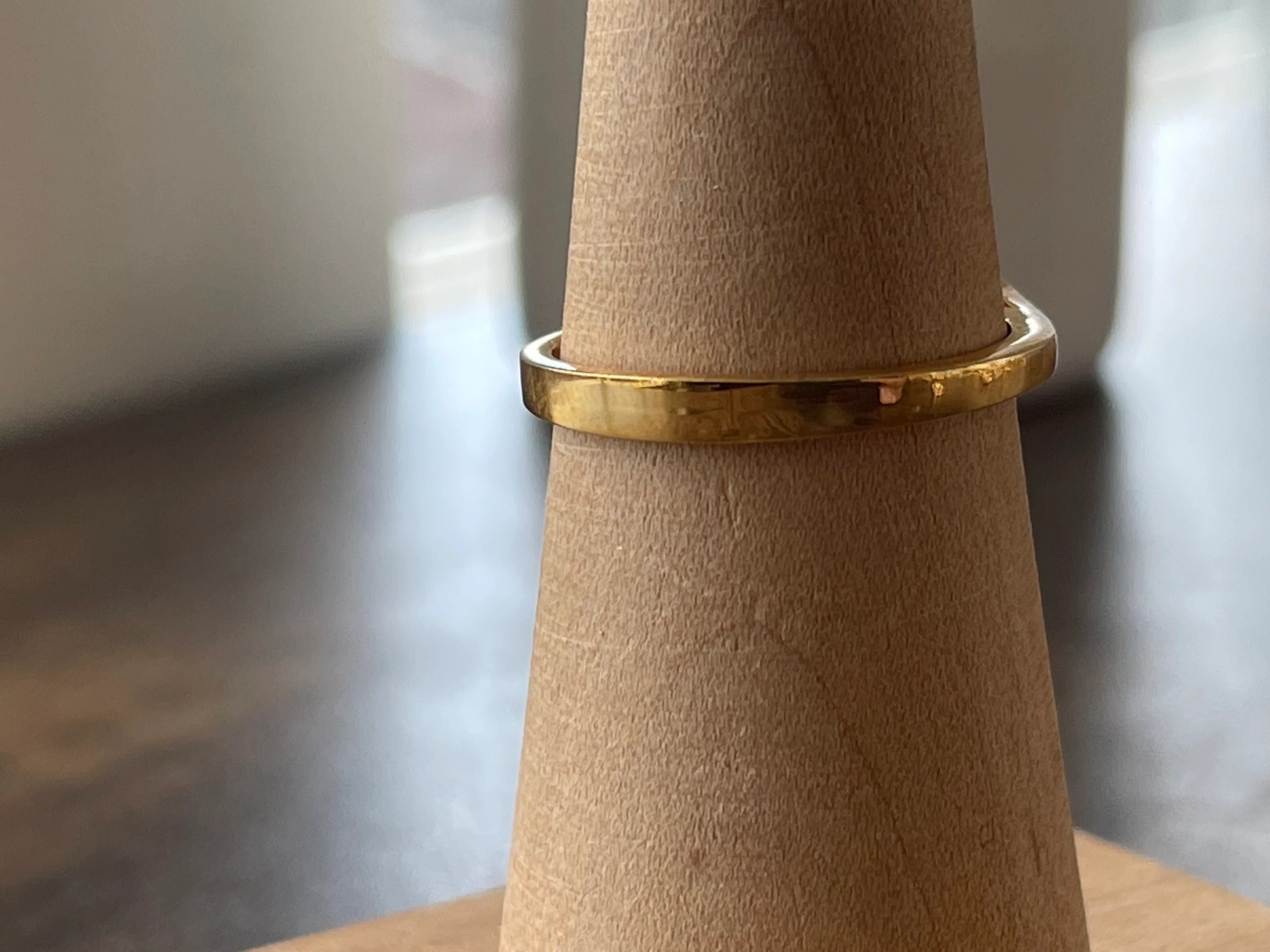 60s/70s Gold Plated Cz Engagement Style Cocktail Ring - Image 10