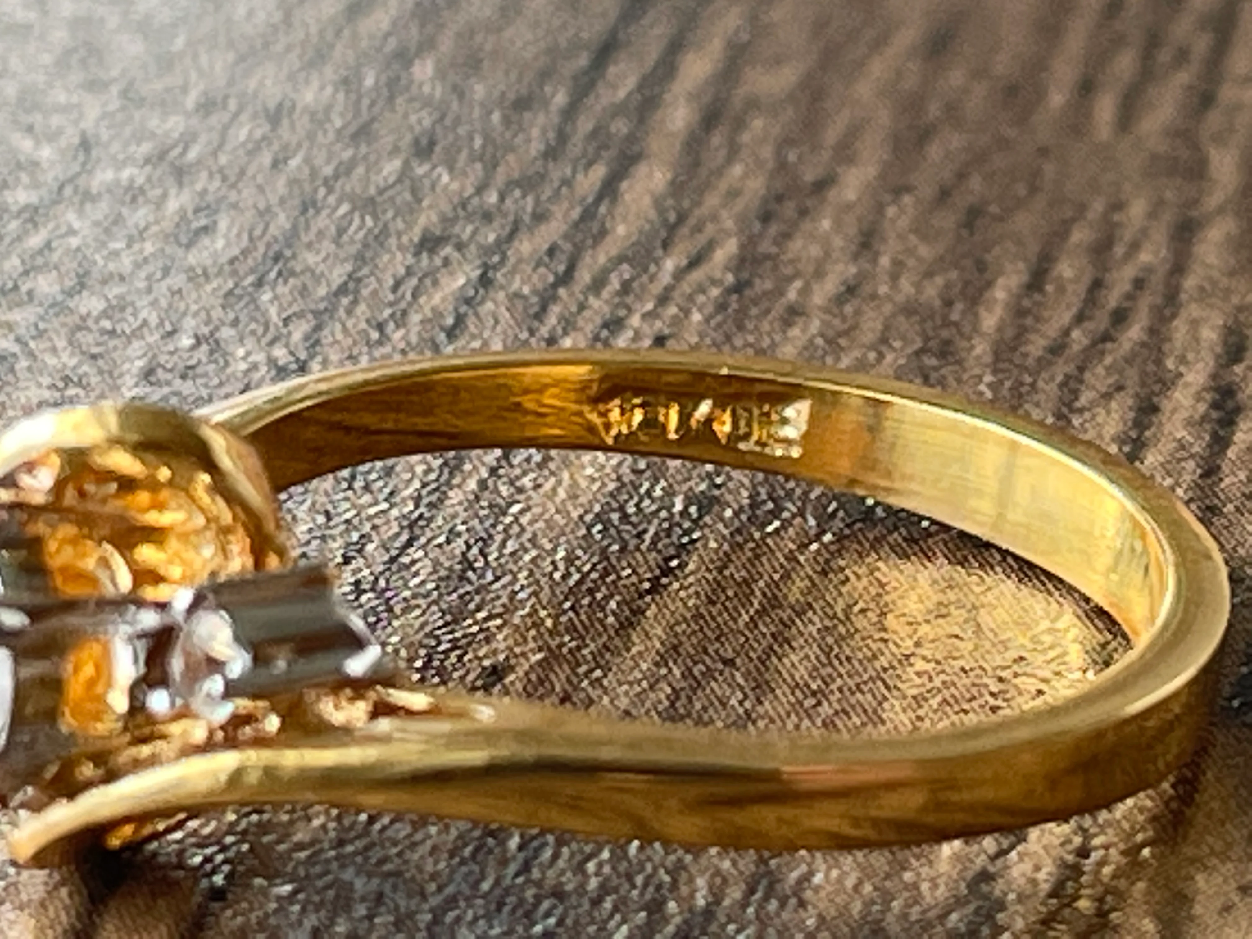 60s/70s Gold Plated Cz Engagement Style Cocktail Ring - Image 4