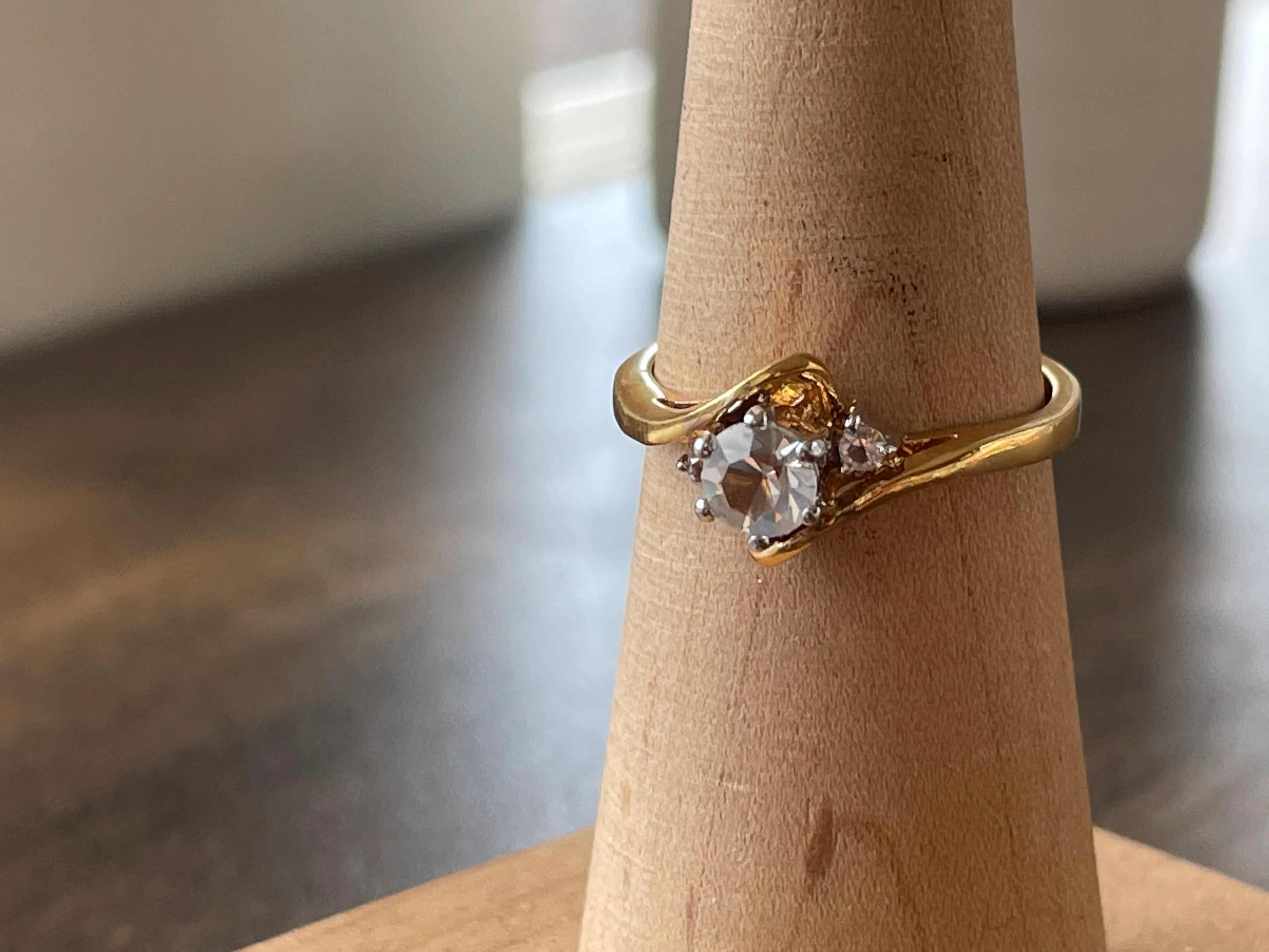 60s/70s Gold Plated Cz Engagement Style Cocktail Ring - Image 5