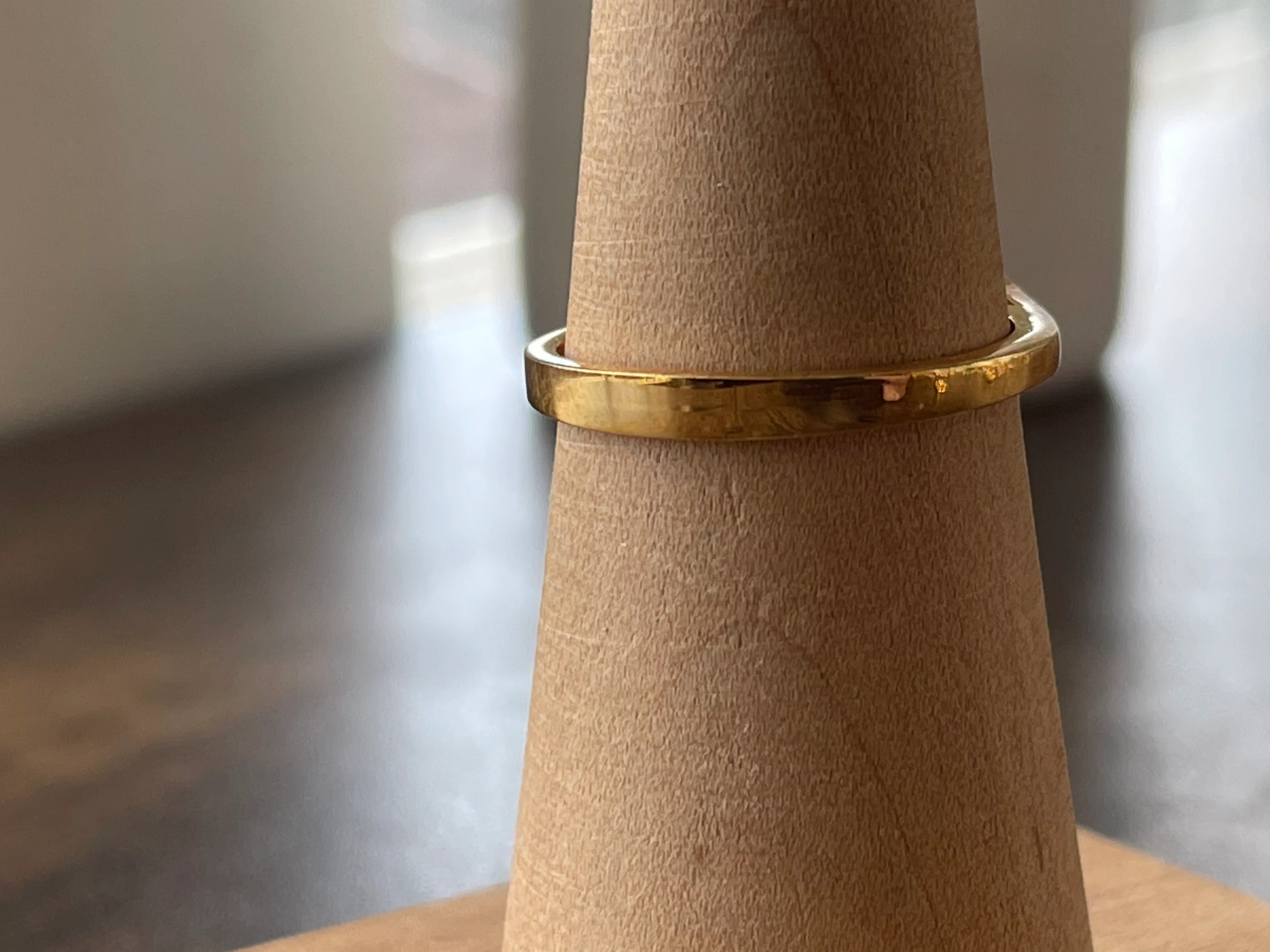 60s/70s Gold Plated Cz Engagement Style Cocktail Ring - Image 9
