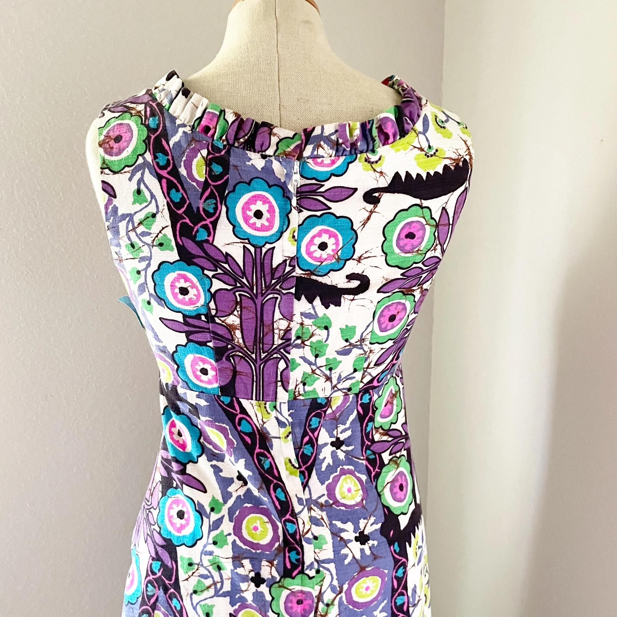 60s/70s Hawaiian Maxi Dress Wedding Sleeveless Resort Wear By Fashions by Myra - Image 6