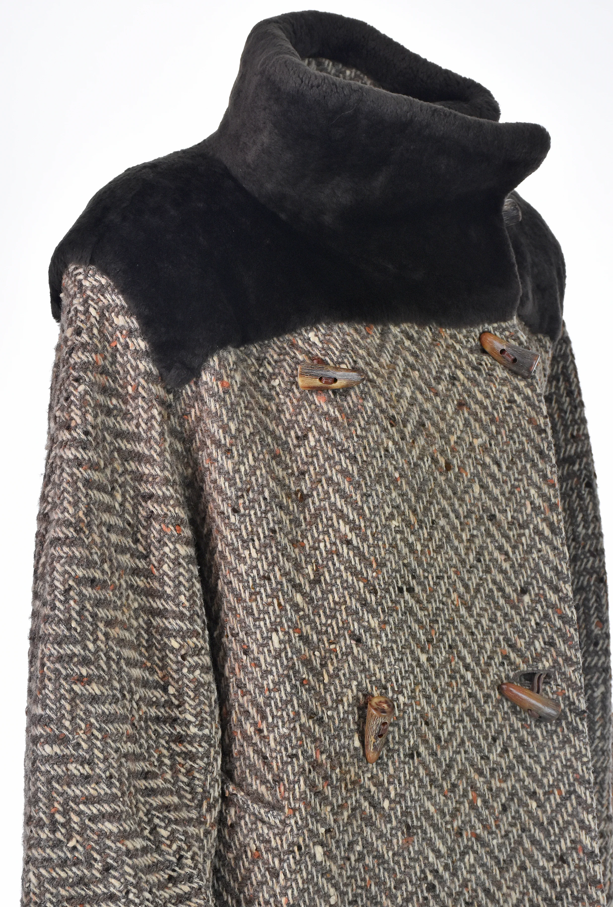 60s/70s Herringbone Tweed Coat With Sheared Sheepskin Yoke By Max Mara - Image 5