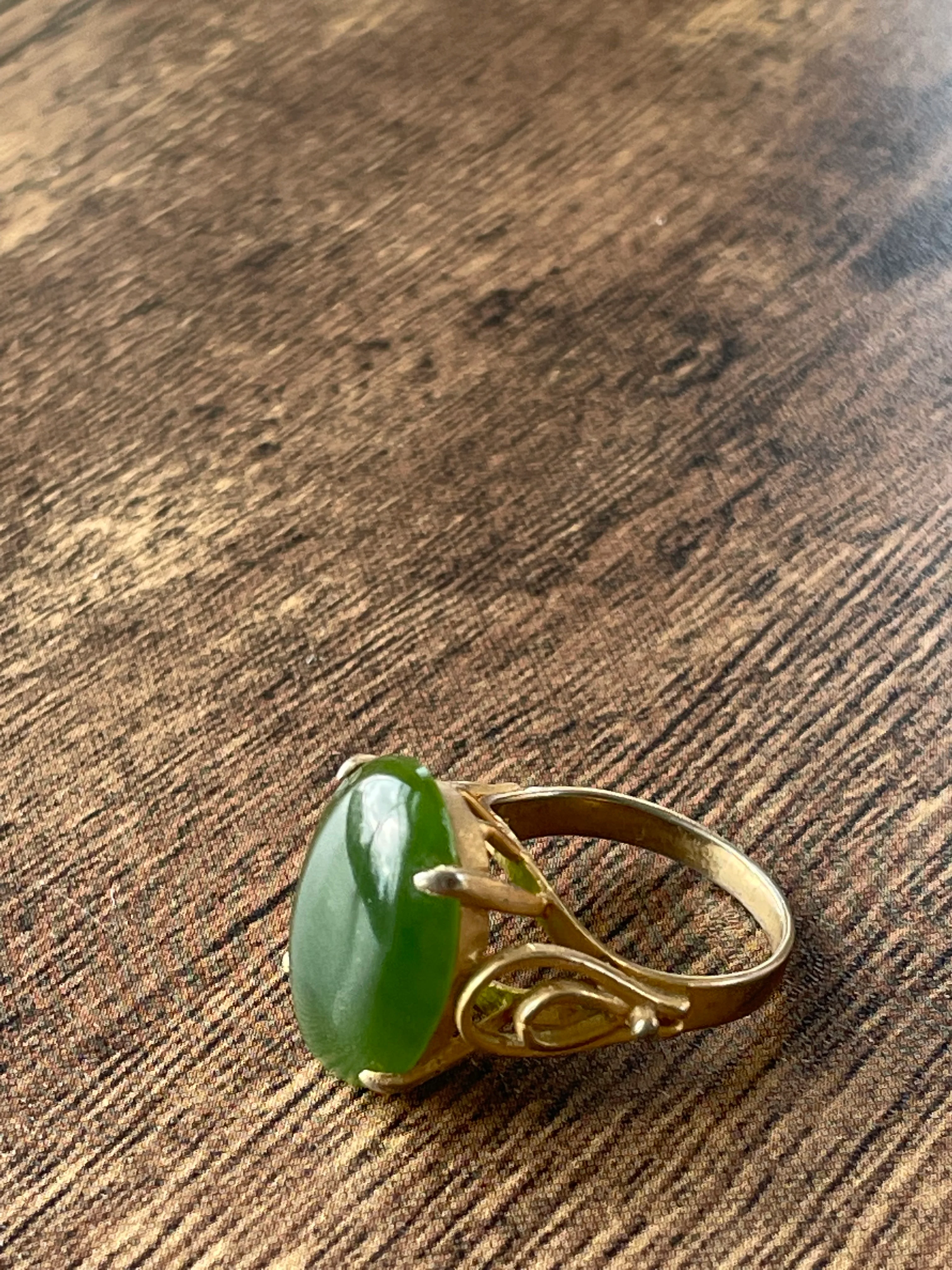 60s/70s Large Jade Cocktail Ring - Image 3
