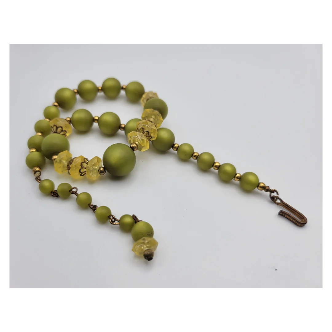 60s/70s Lime Green Moonglow And Citrine Necklace - Image 4