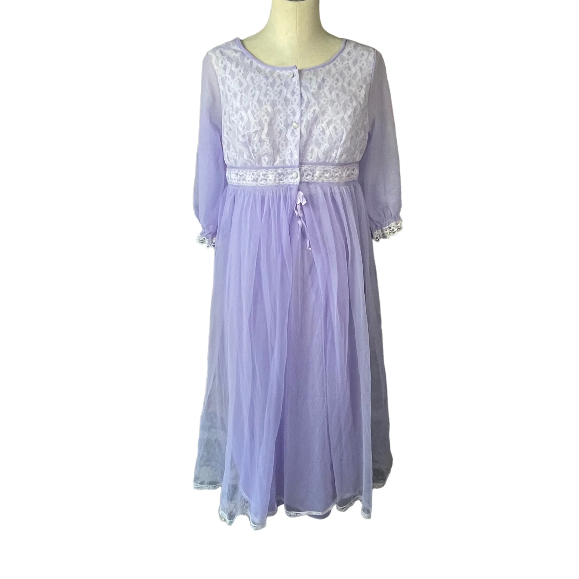 60s/70s Long Lace Bed Coat And Matching Nightgown - Image 7