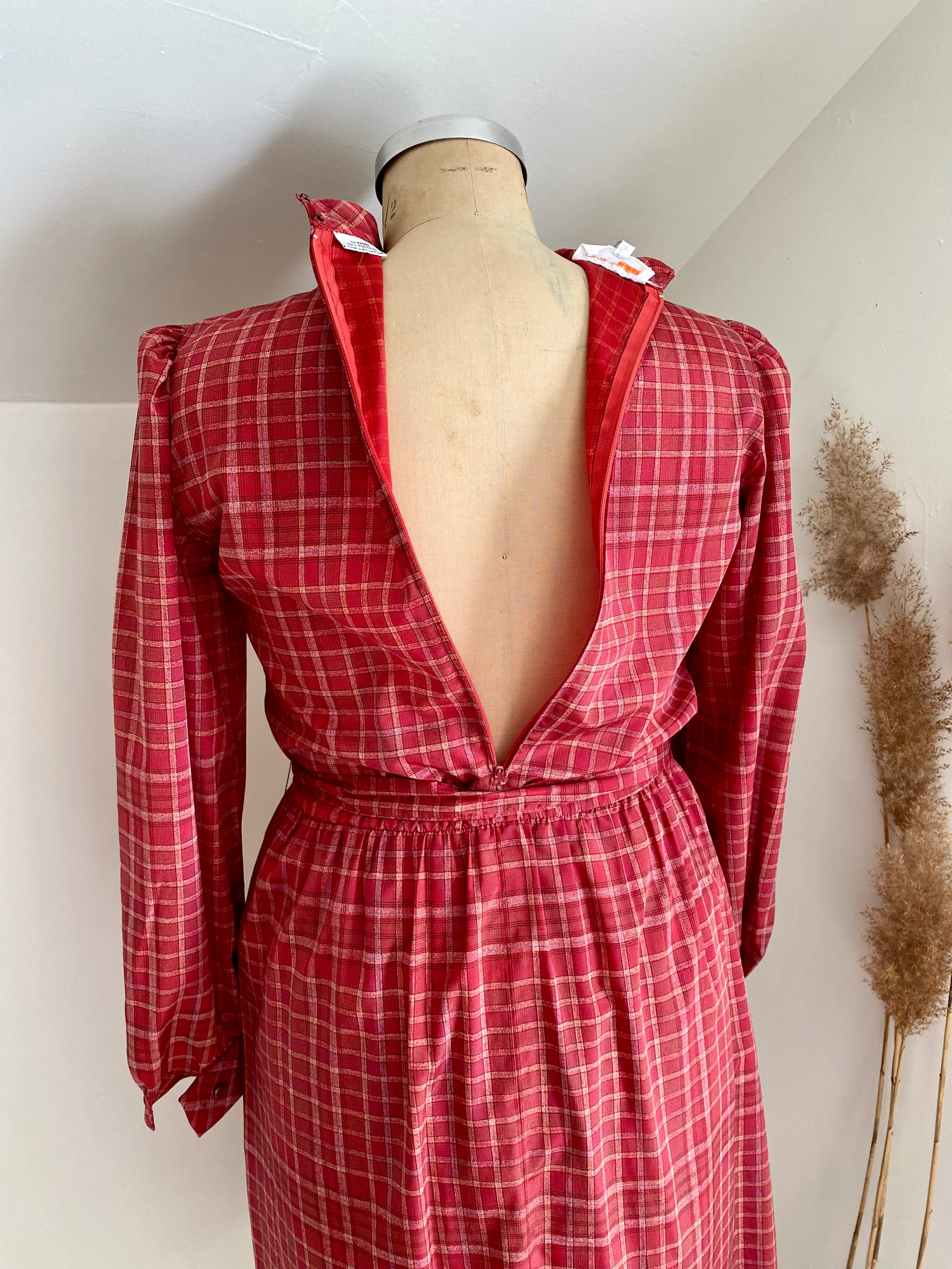 60s/70s Long Sleeve Belted Plaid Collared Midi Dress By David Warren - Image 9