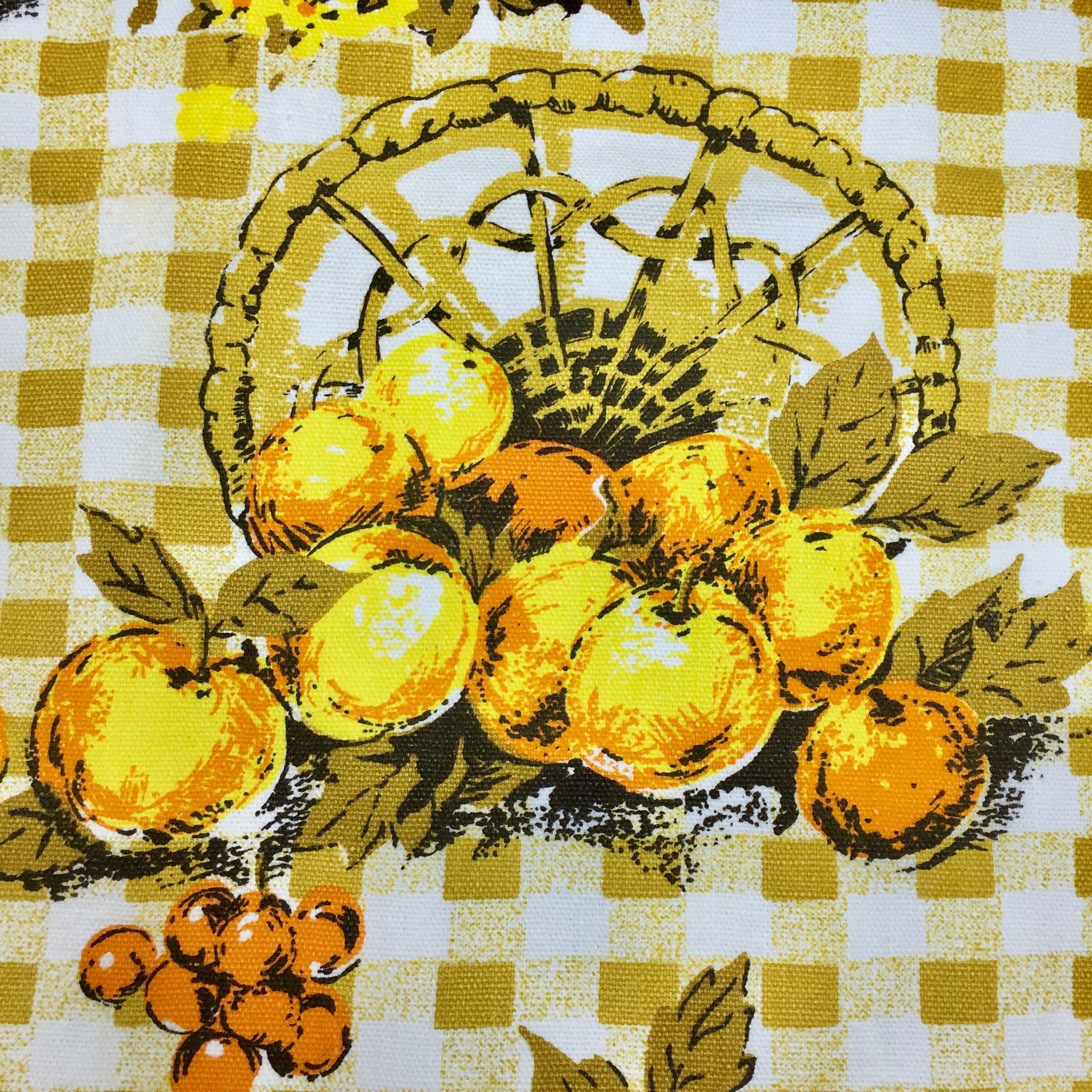 60s/70s Mcm Sunshine In My Garden 100% Cotton Fabric By Wall-Tex - Image 4