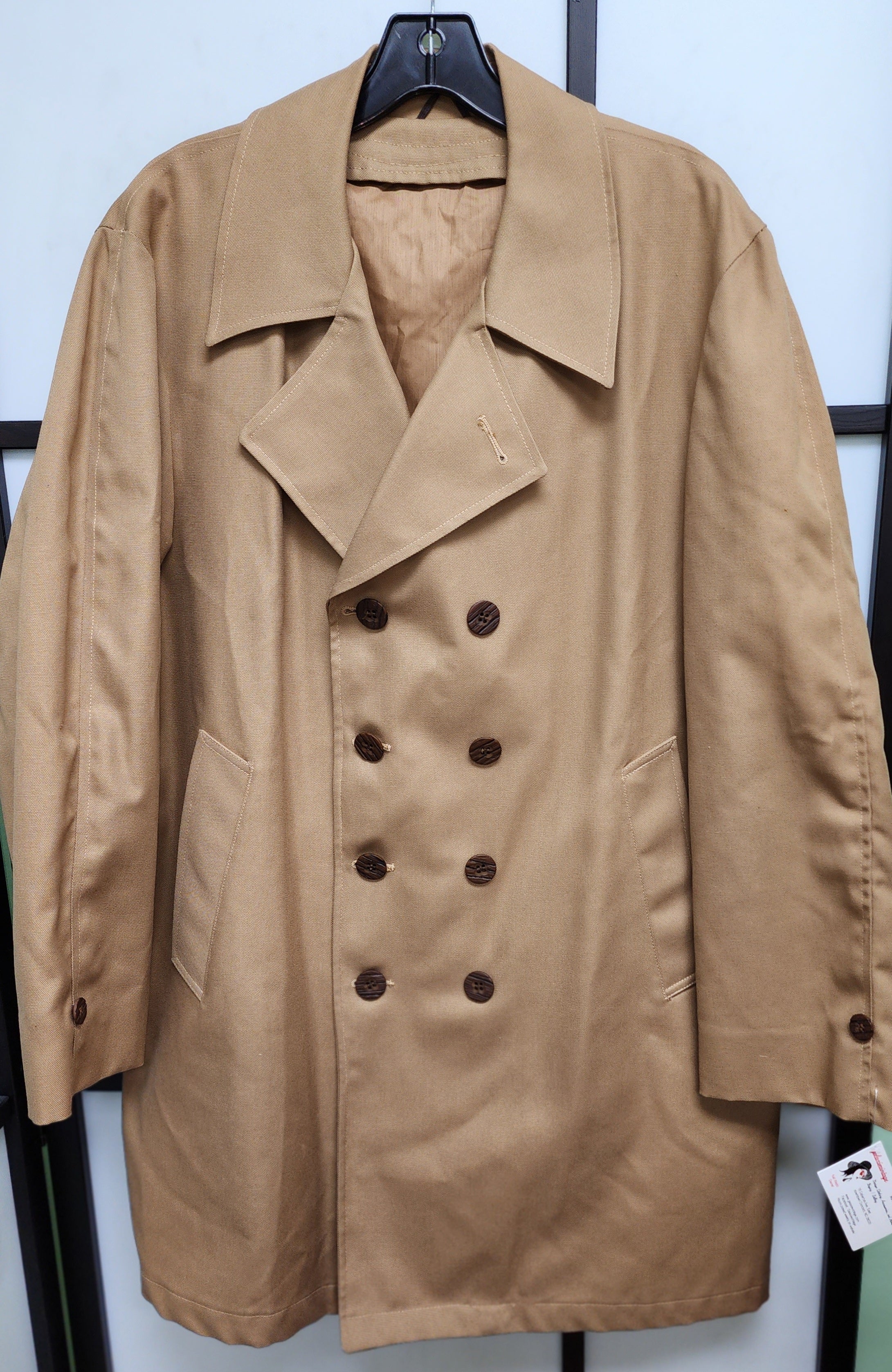 60s/70s Men's Classic Midlength Light Brown Coat Overcoat - Image 9