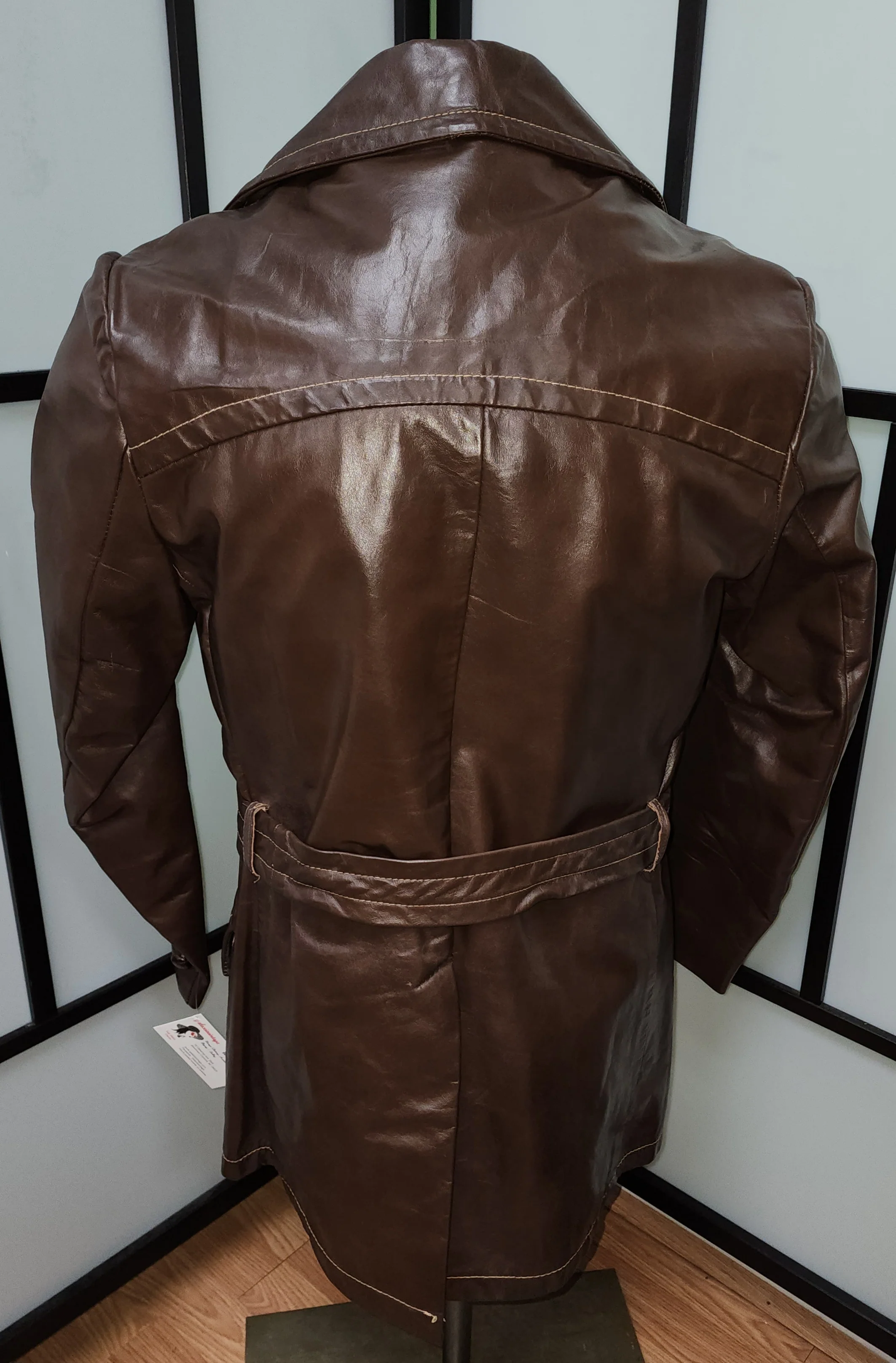 60s/70s Men's Dk Brown Leather Jacket Belt Faux Fur Lining - Image 4