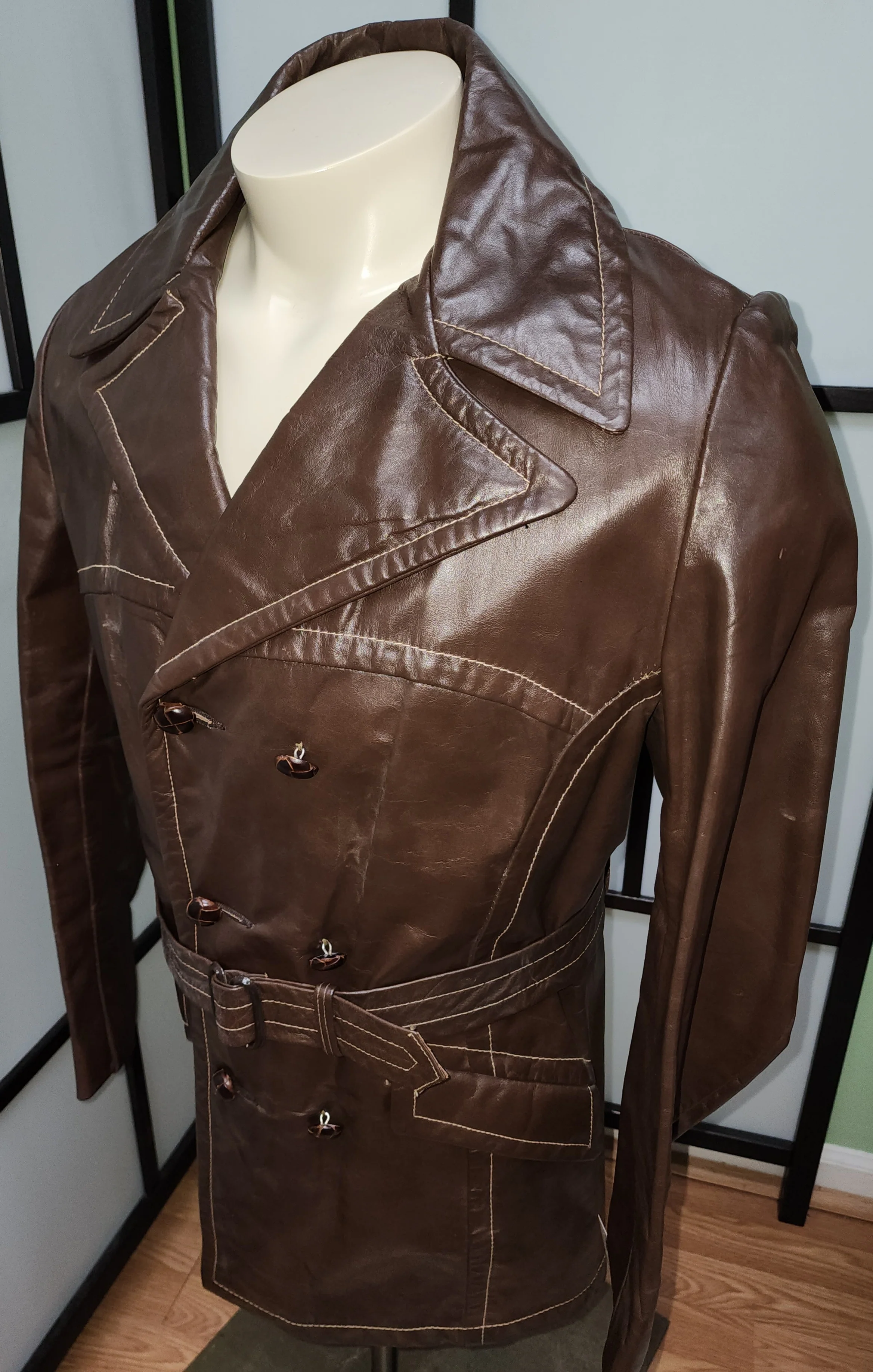 60s/70s Men's Dk Brown Leather Jacket Belt Faux Fur Lining - Image 5
