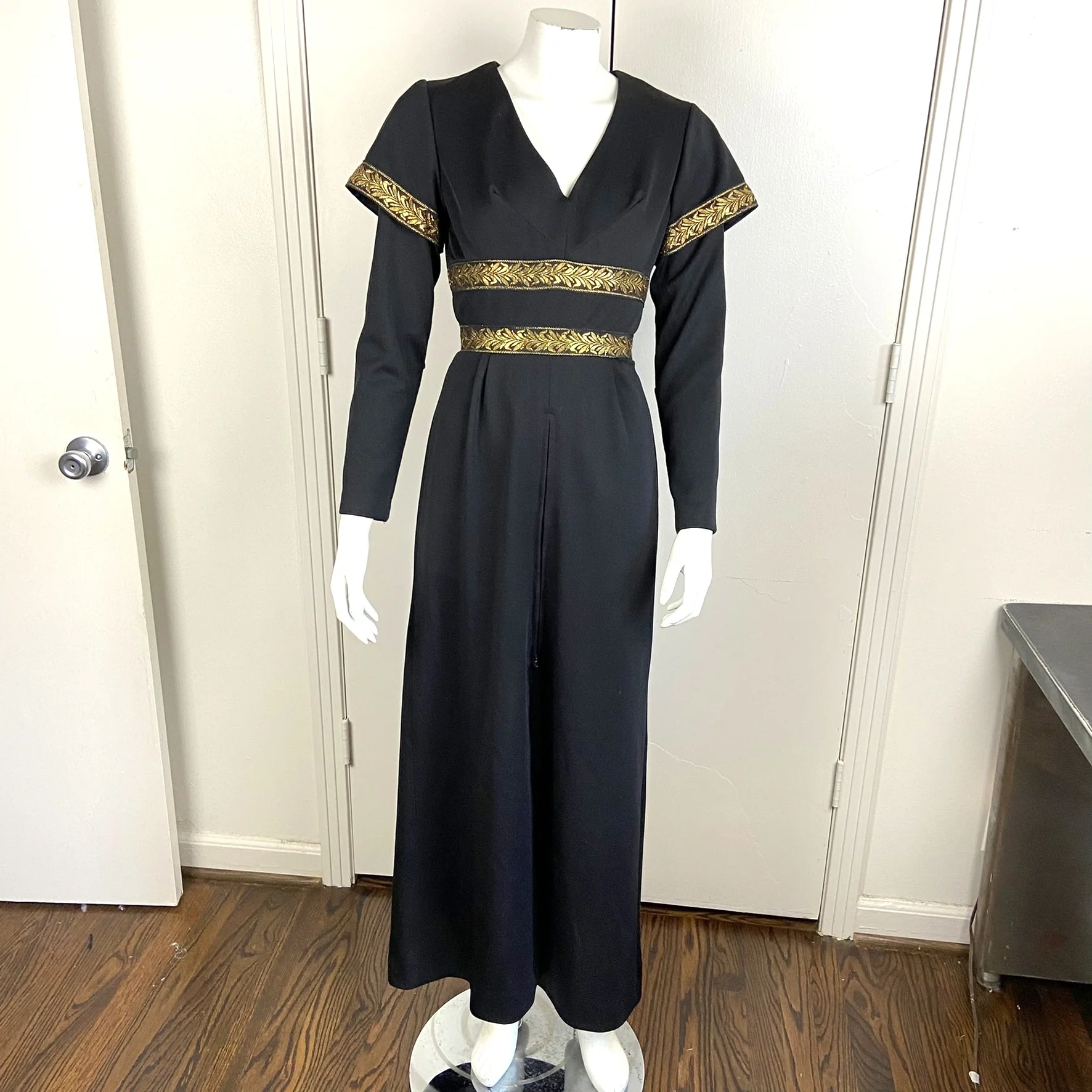 60s/70s Mod Black Maxi Dress Set Peekaboo Shorts By Flop-Jo - Image 4