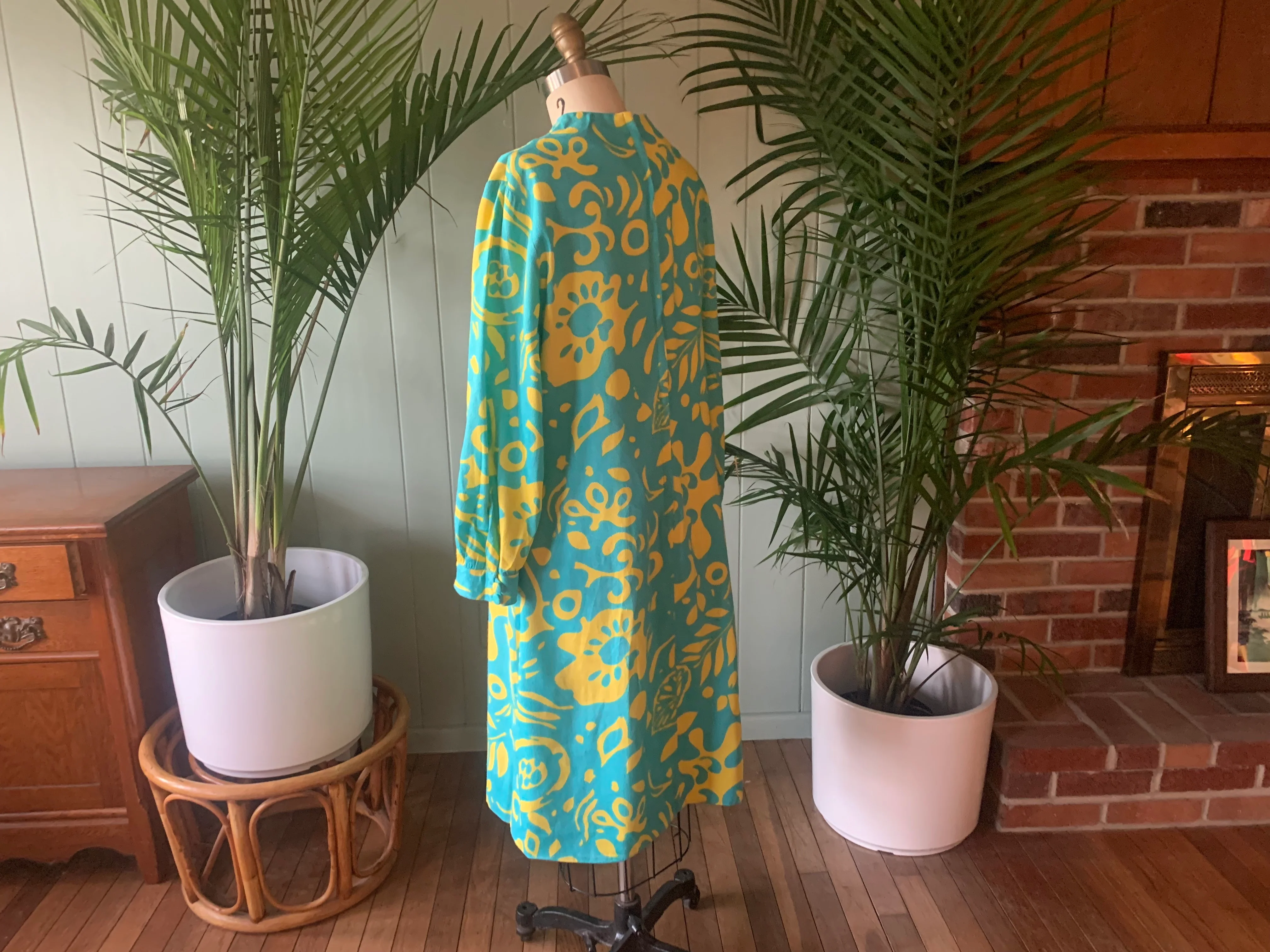 60s/70s Mod Blue And Yellow Abstract Floral Dress By Harold Alan - Image 6