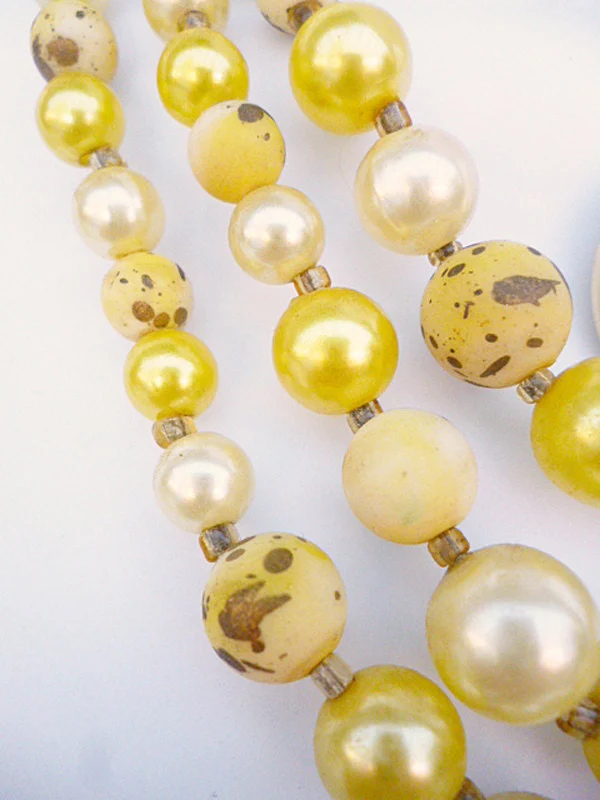60s - 70s Necklace and Matching Clip On Button Earrings Yellow Mad Men Glam Elegant Cocktail Mrs. Maisel - Image 2