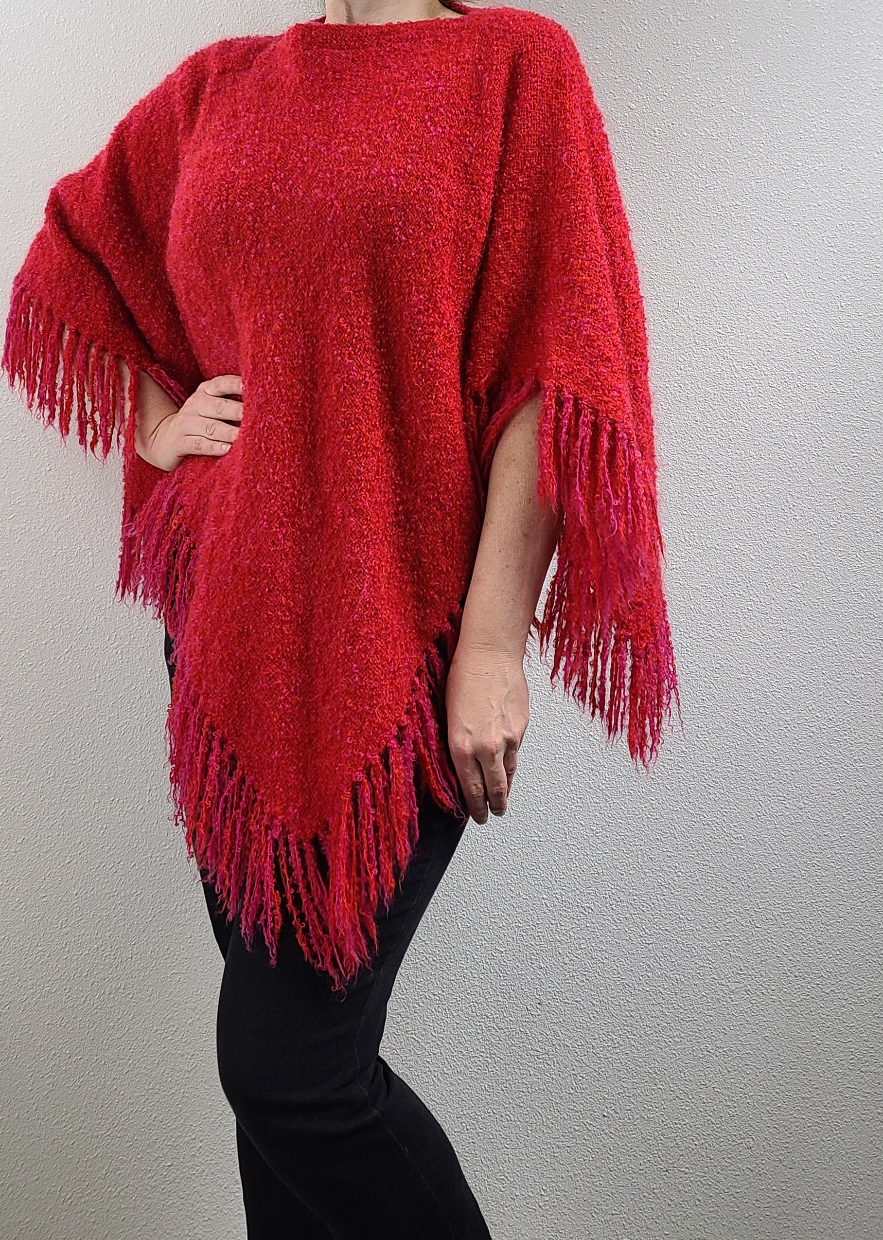 60s/70s Osfm Vintage Magenta Bouclé Fringe Poncho By Del Sol Inc - Image 6