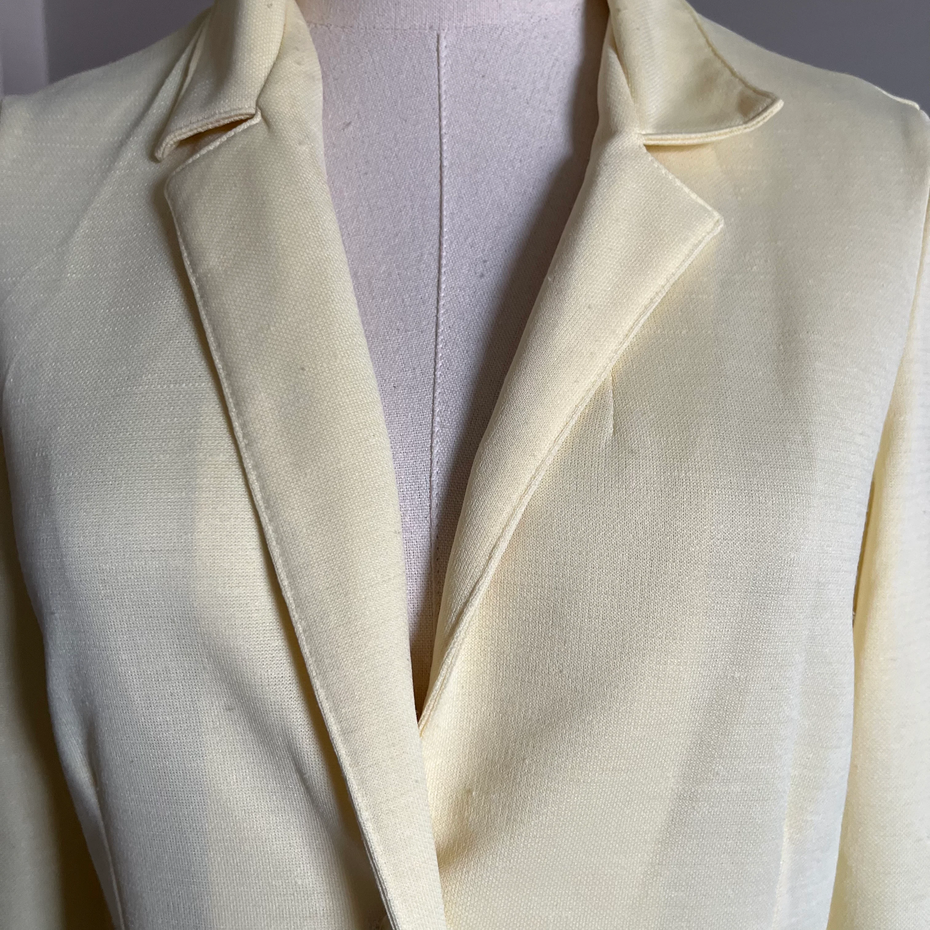 60s/70s Pale Yellow Polyester Blazer Front Pockets - Image 3