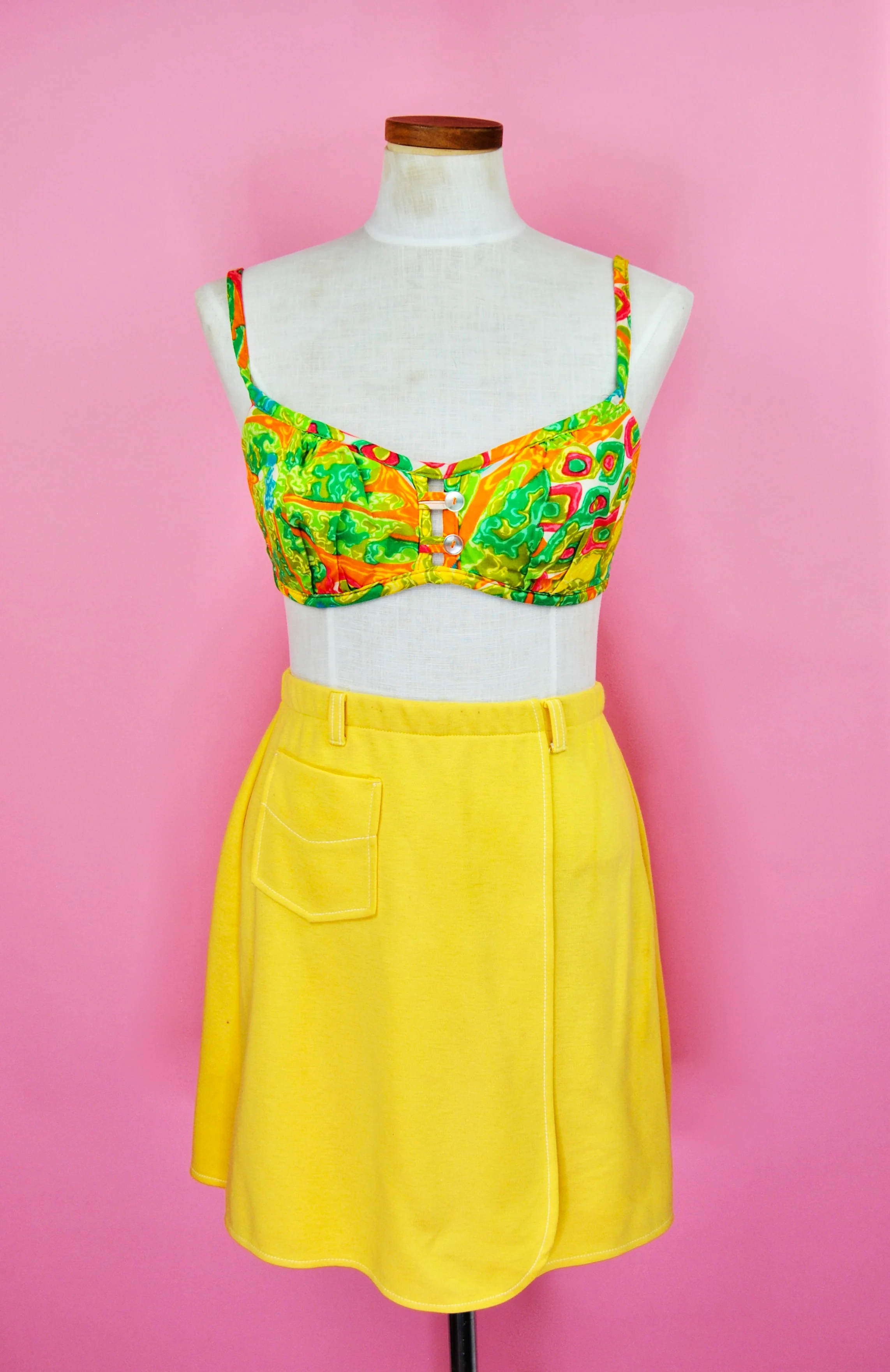 60s/70s Pale Yellow Skort With Pocket! By Jantzen - Image 6