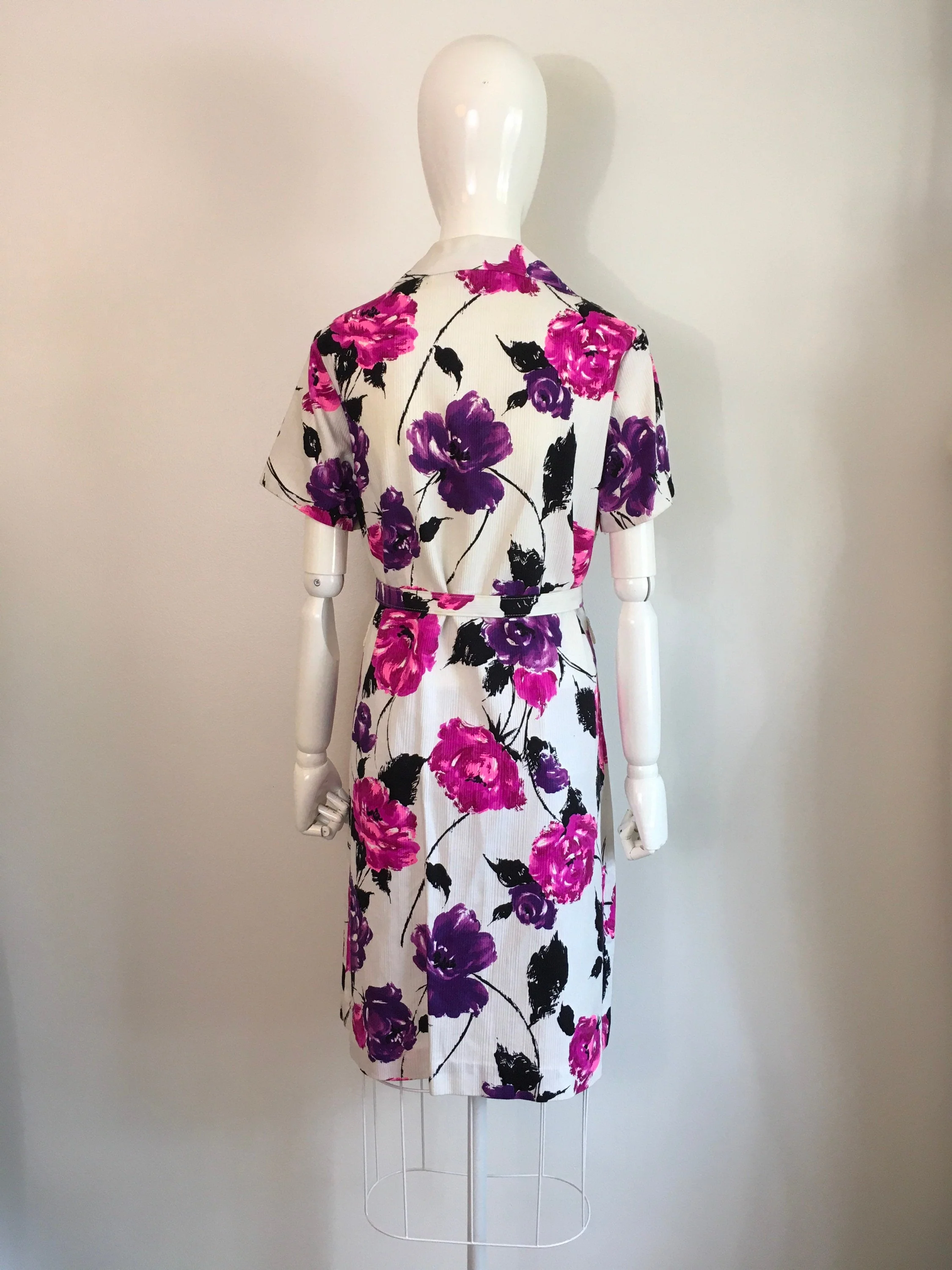 60's/70's Pink and Purple Mod Rose Print Zip Front Dress by Flutterbye - Image 2