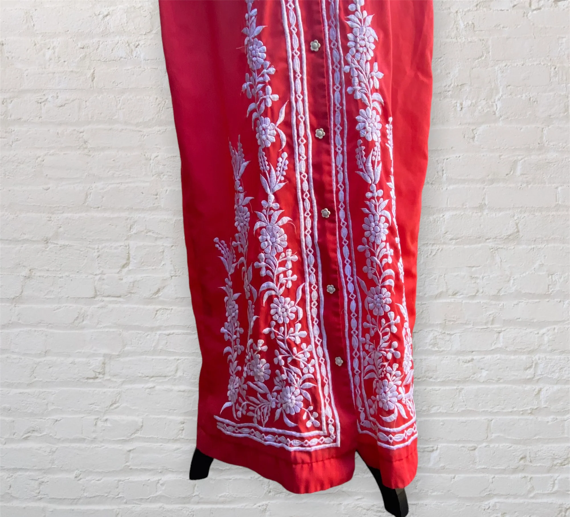 60s/70s Red Floral Embroidered Maxi Dress - Image 4