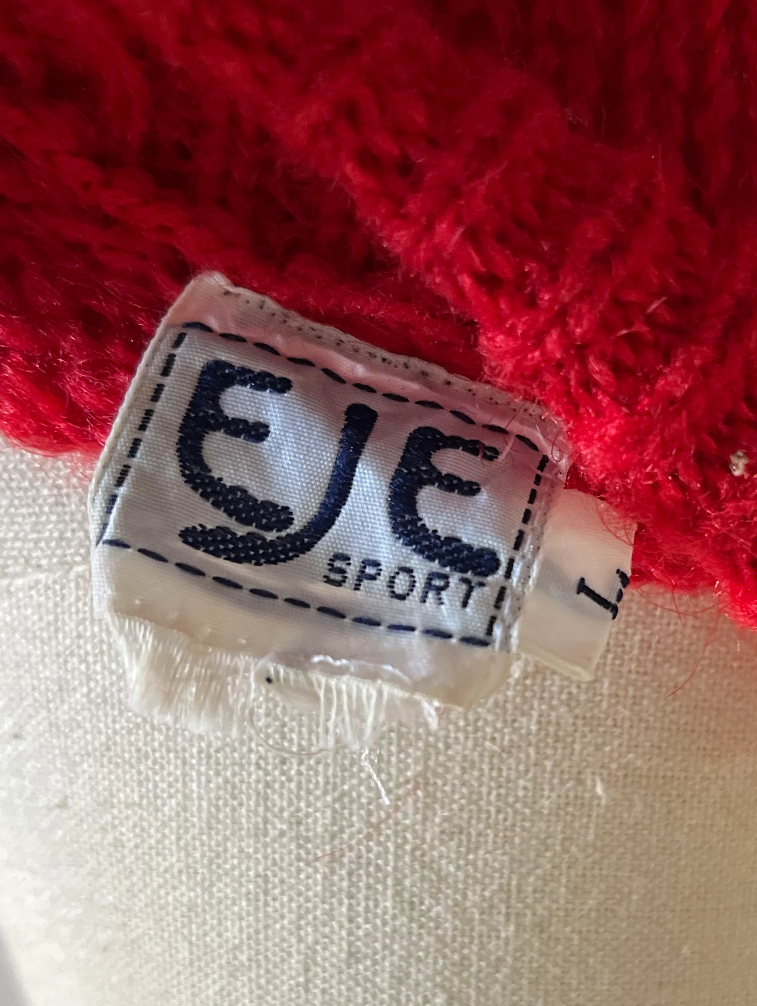 60s/70s Red Knit Sleeveless Cardigan Sweater Vest By Eje Sport - Image 3