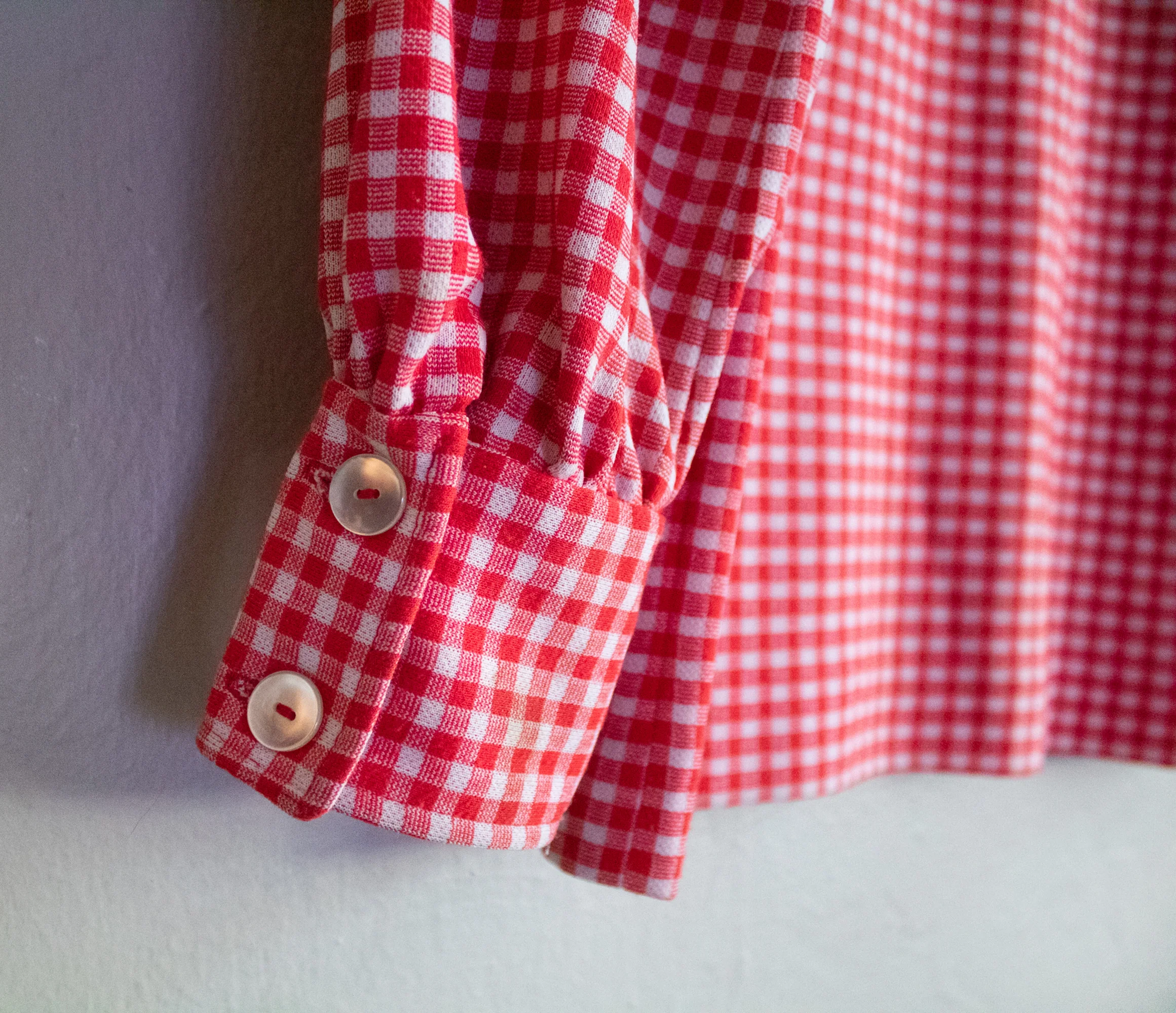 60s/70s Red White Checkered Button Up Blouse Small - Image 3